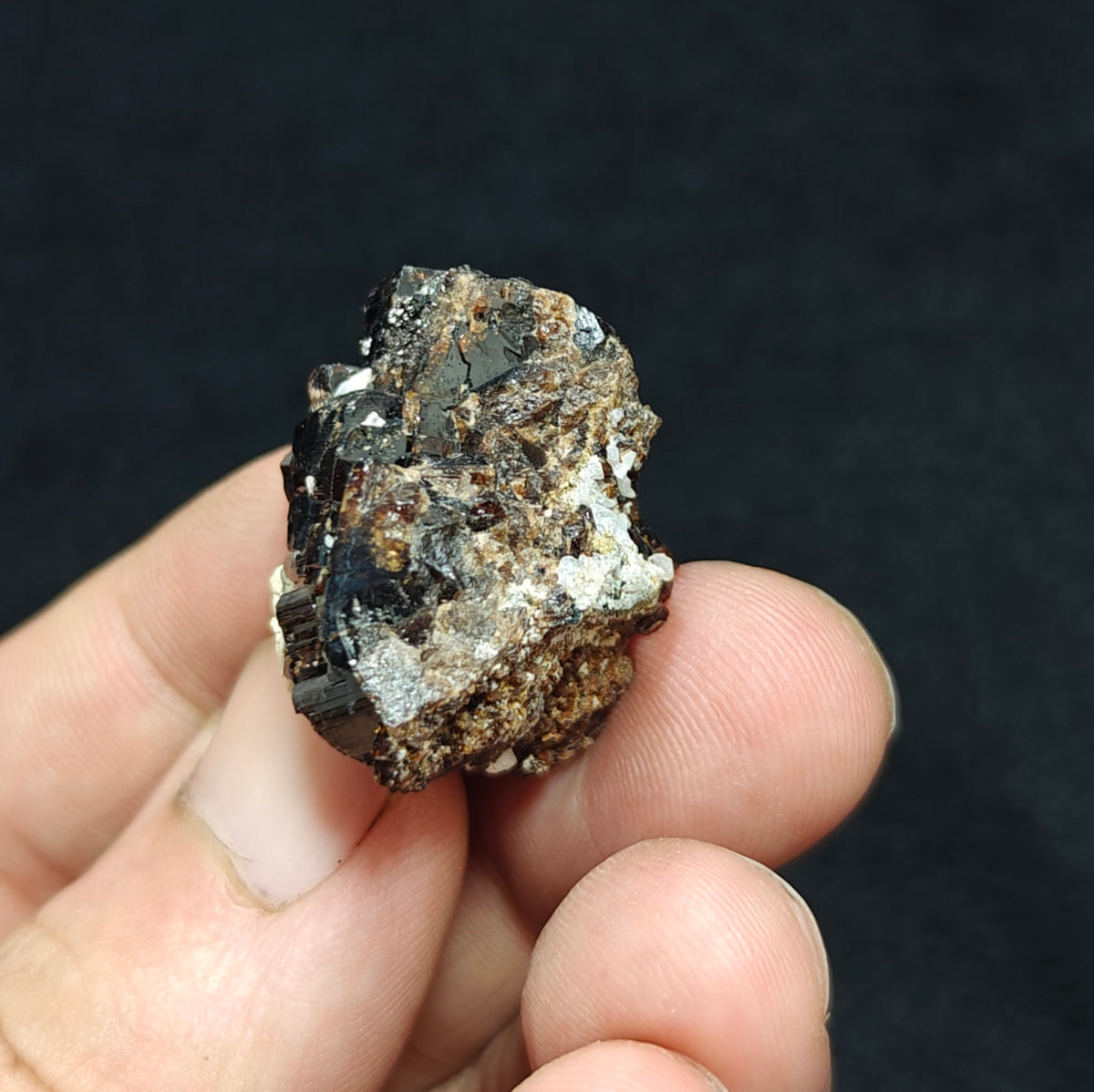 Natural dark brown Vesuvianite 19 grams