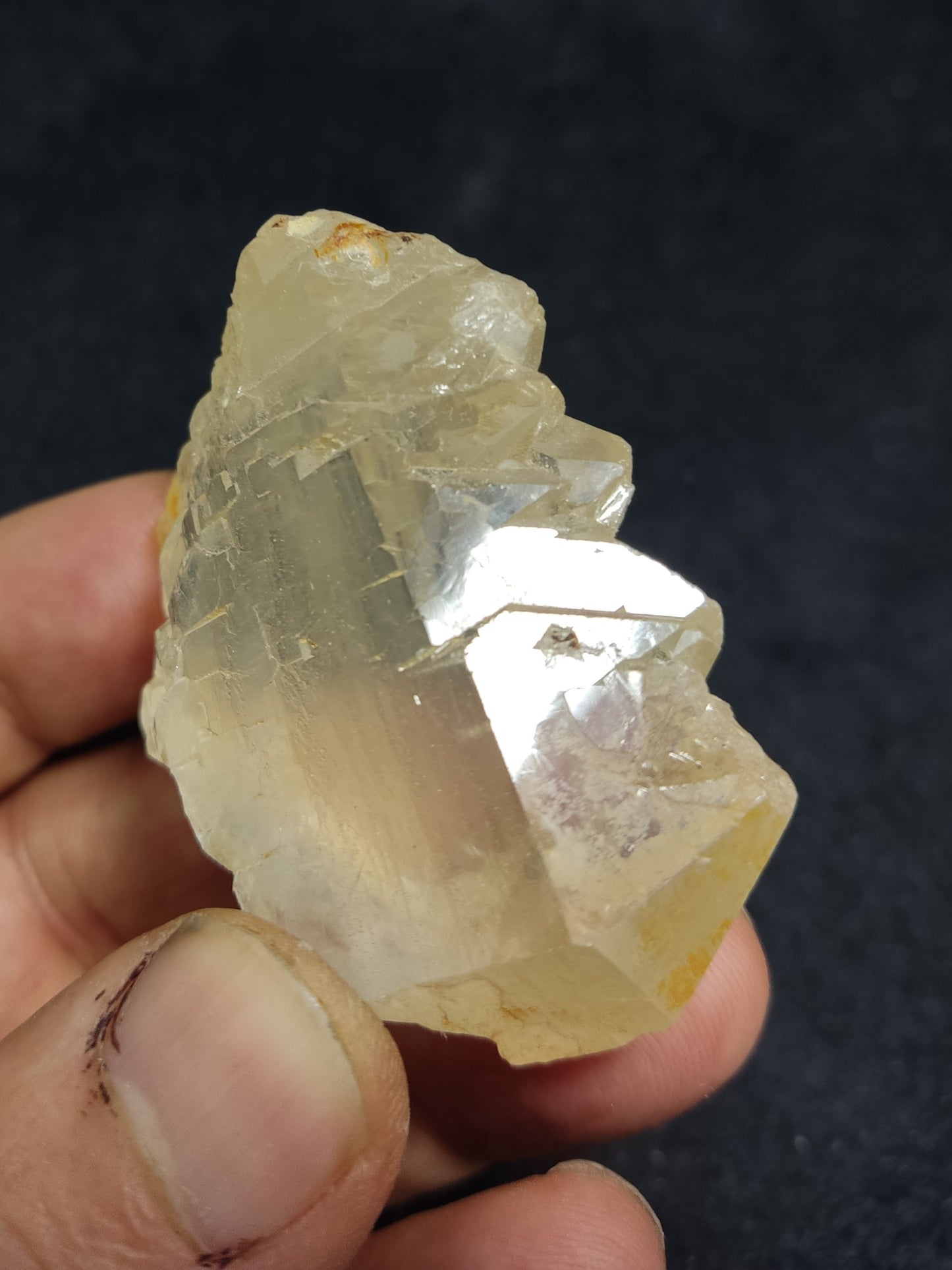 Natural gwindel quartz crystal 67 grams