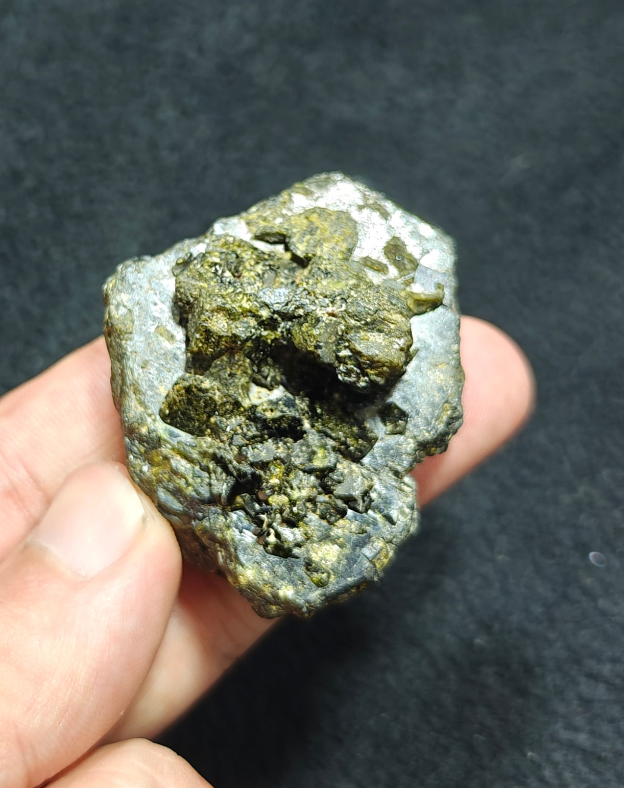 An Amazing specimen of lusterous Epidote 68 grams