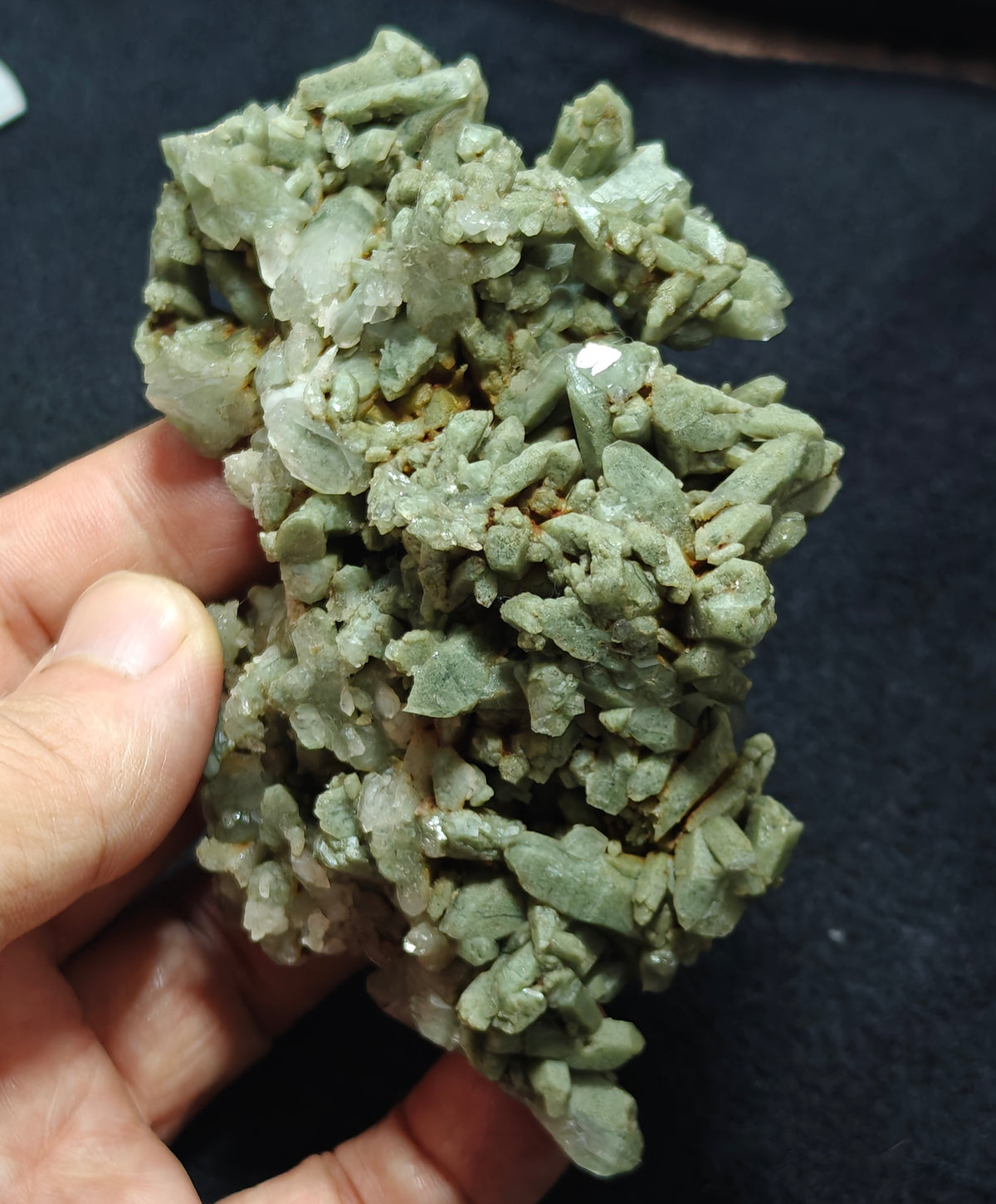 Chlorite Quartz crystals cluster 224 grams