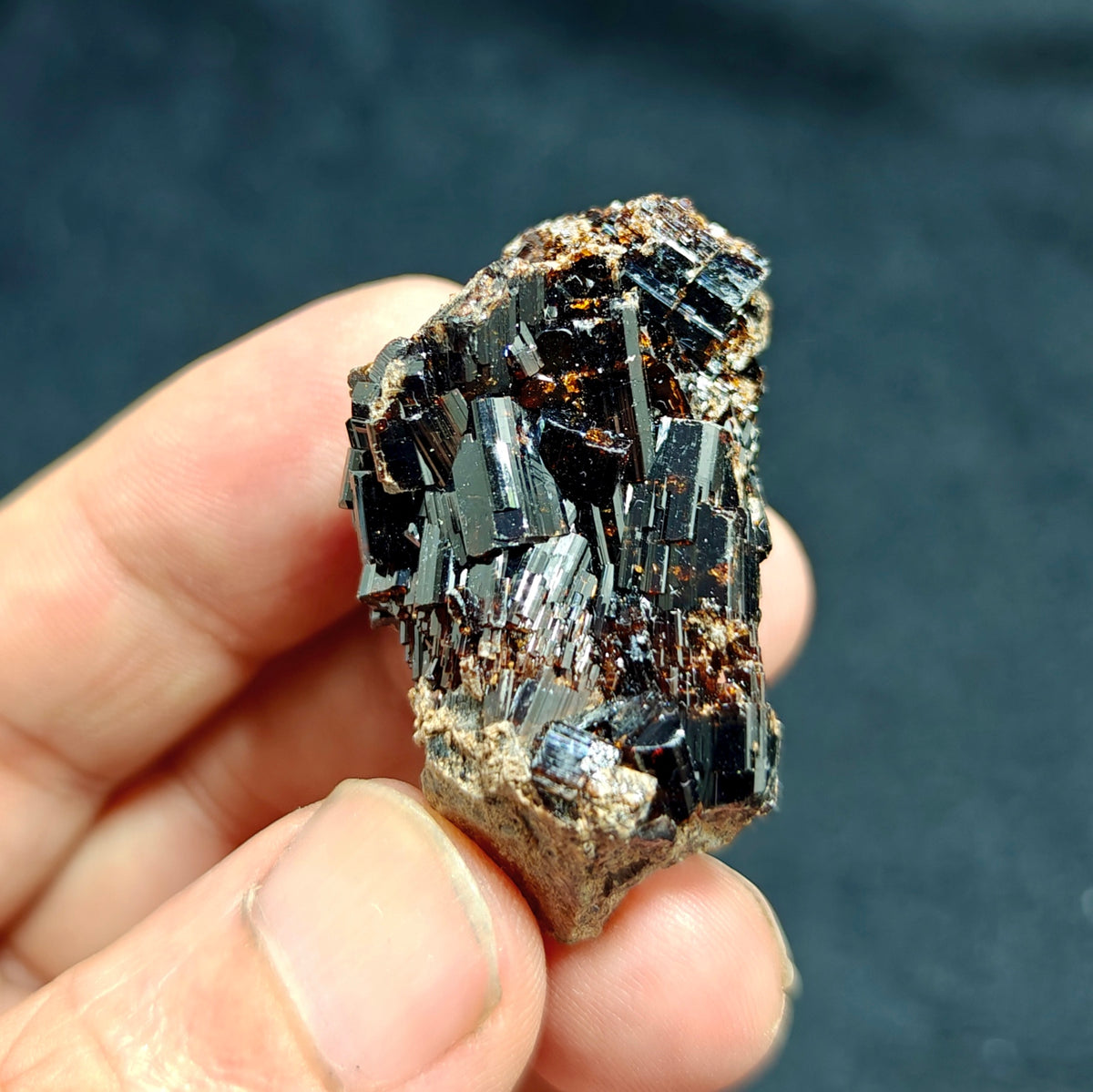 Natural usterous crystal specimen of dark brown Vesuvianite 32.5 grams