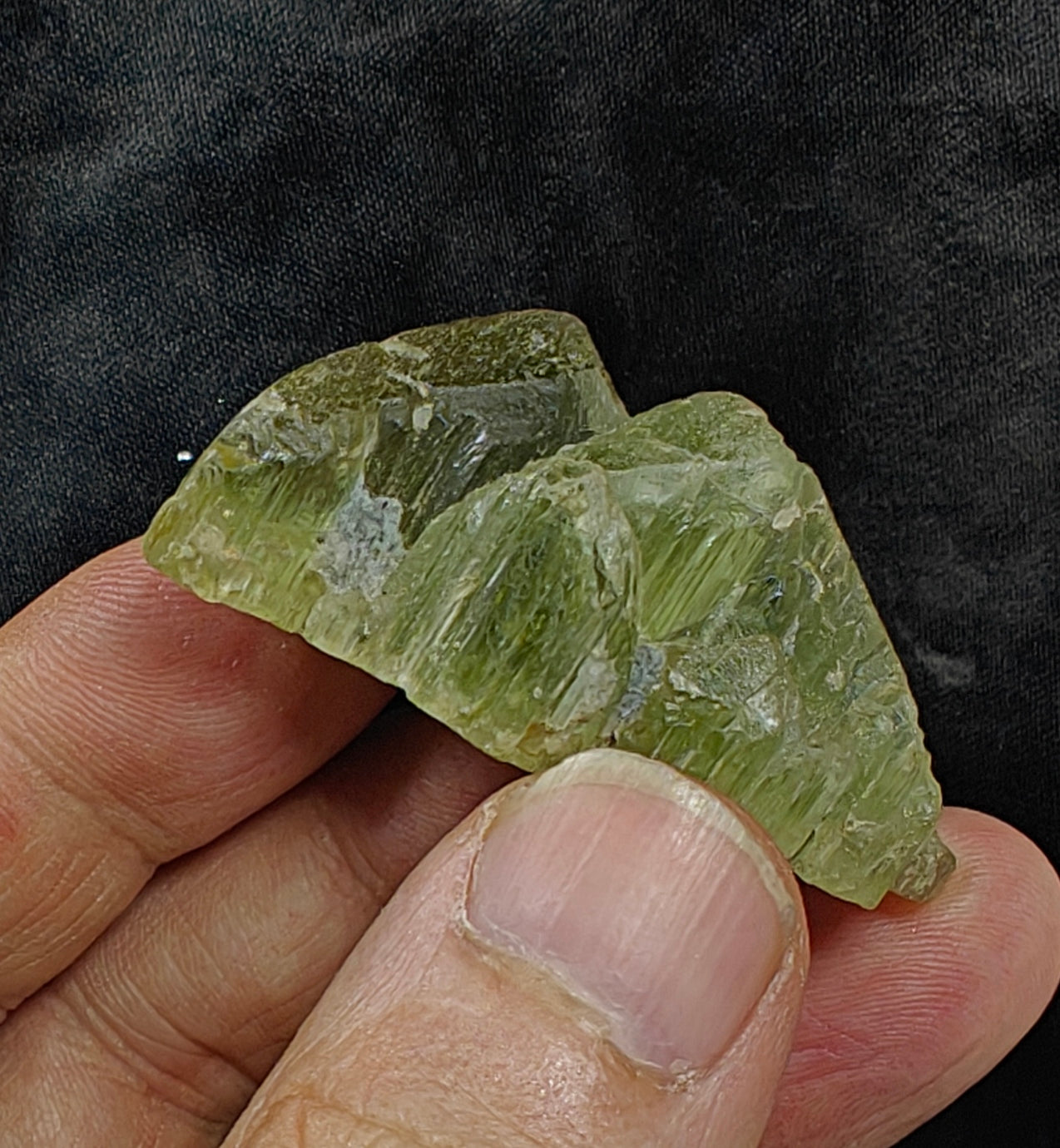 Green crystal specimen of spodumene variety triphane 34 grams