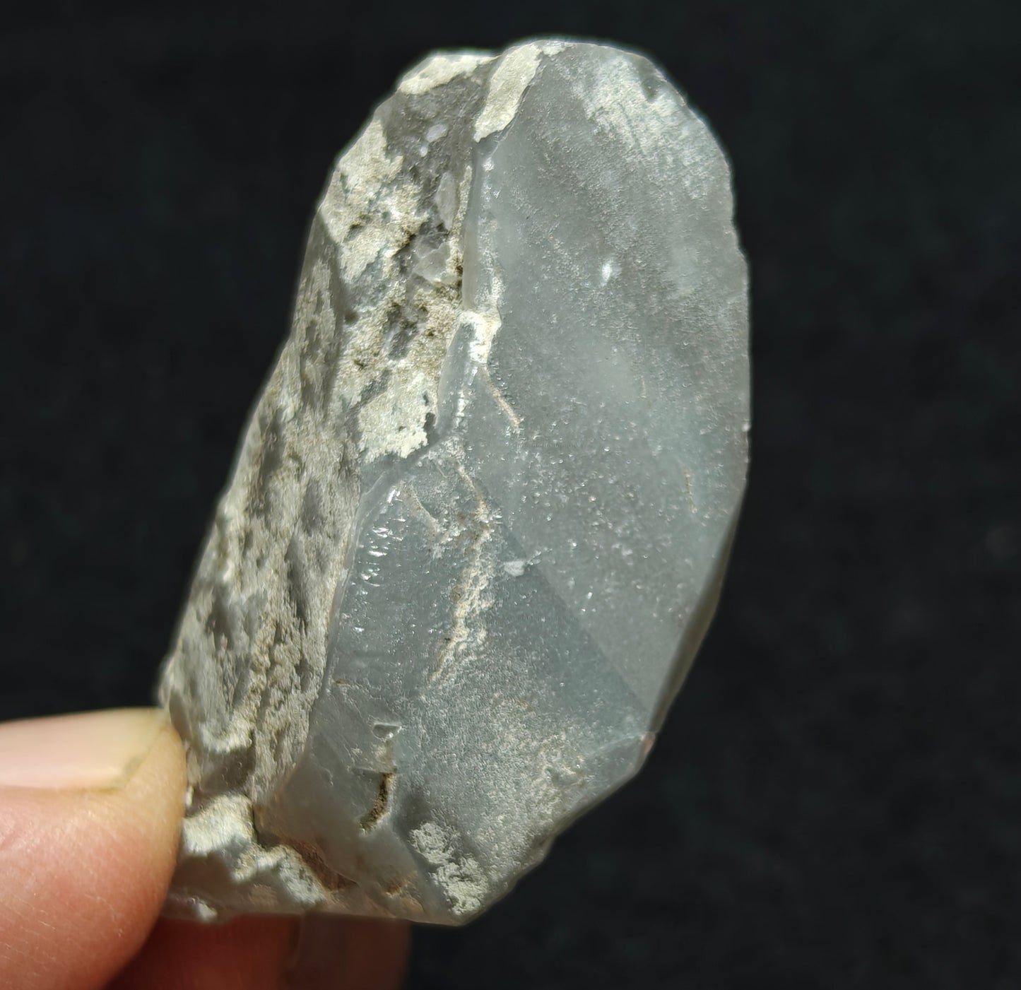 Natural smoky/blue quartz crystal 20 grams