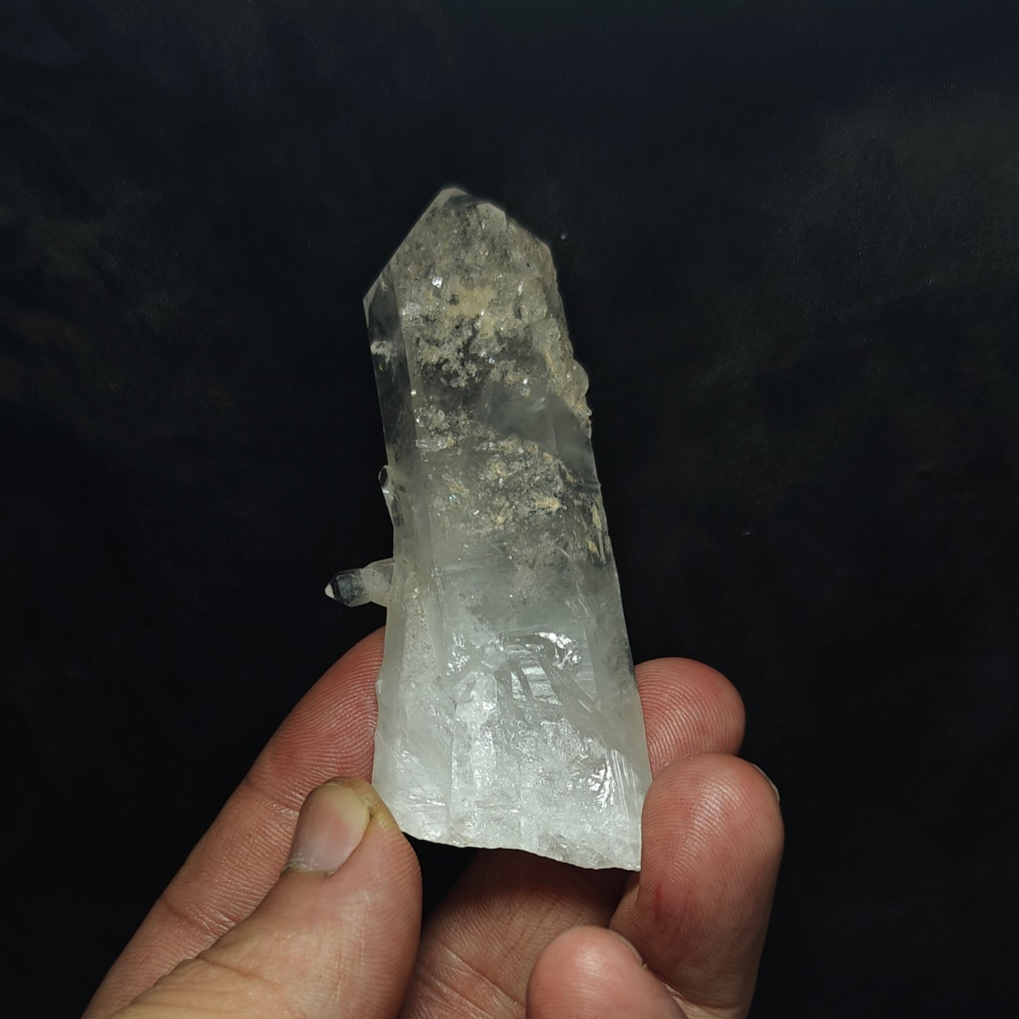 Natural elongated quartz crystal 75 grams