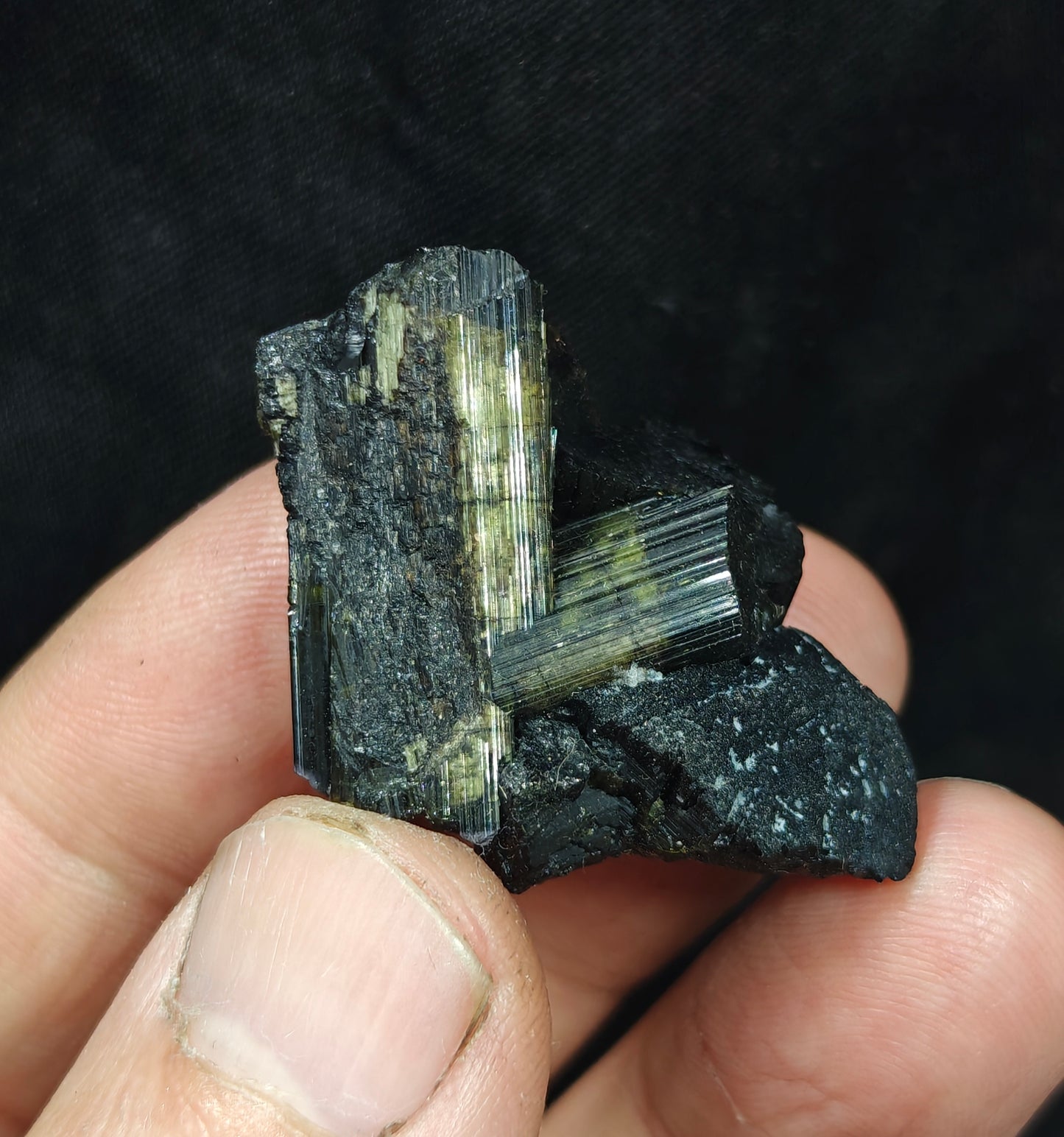 Dark green color Tourmaline with chatoyance effect 19 grams