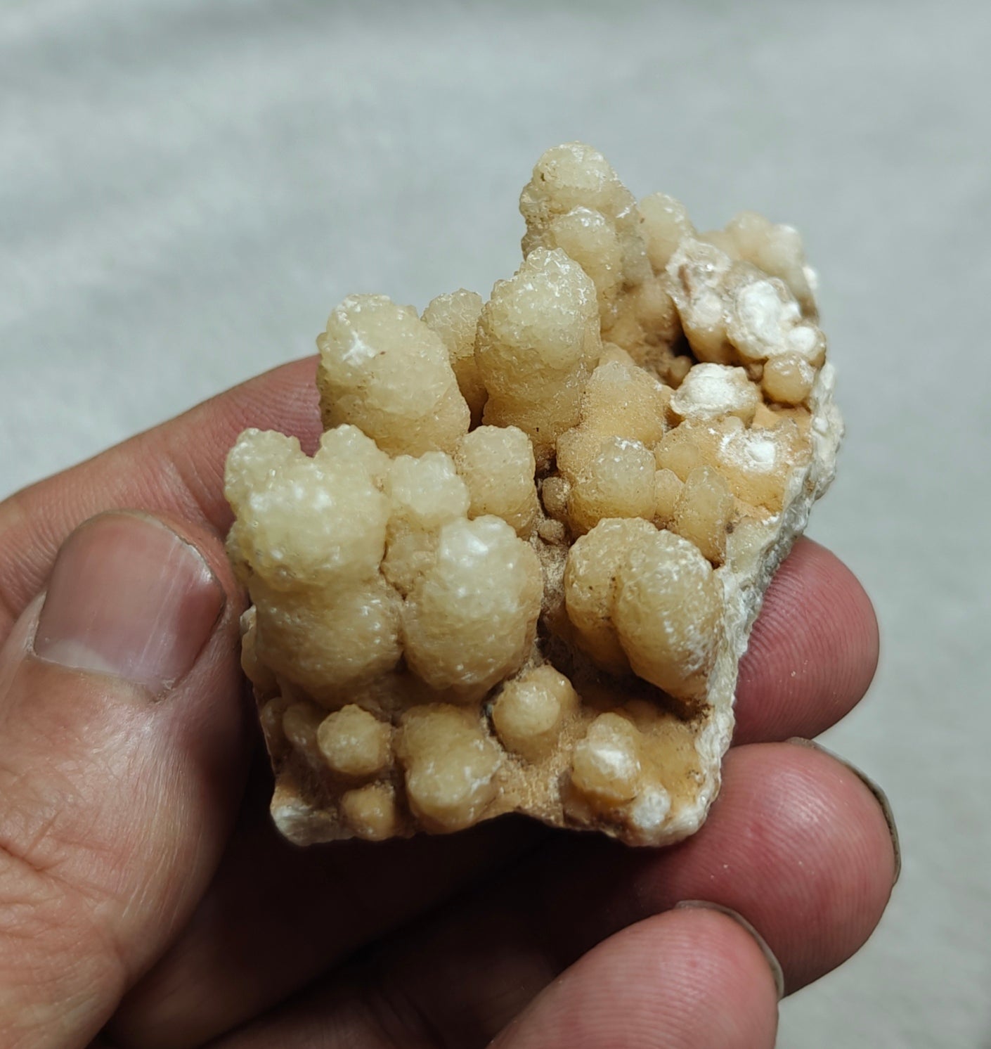 aragonite flower shape natural terminated crystals 61 grams