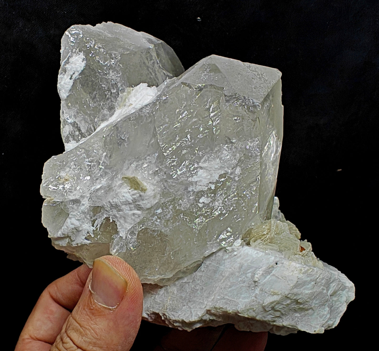 Amazing specimen of quartz crystals on Albite with muscovite and microlite 1099 grams
