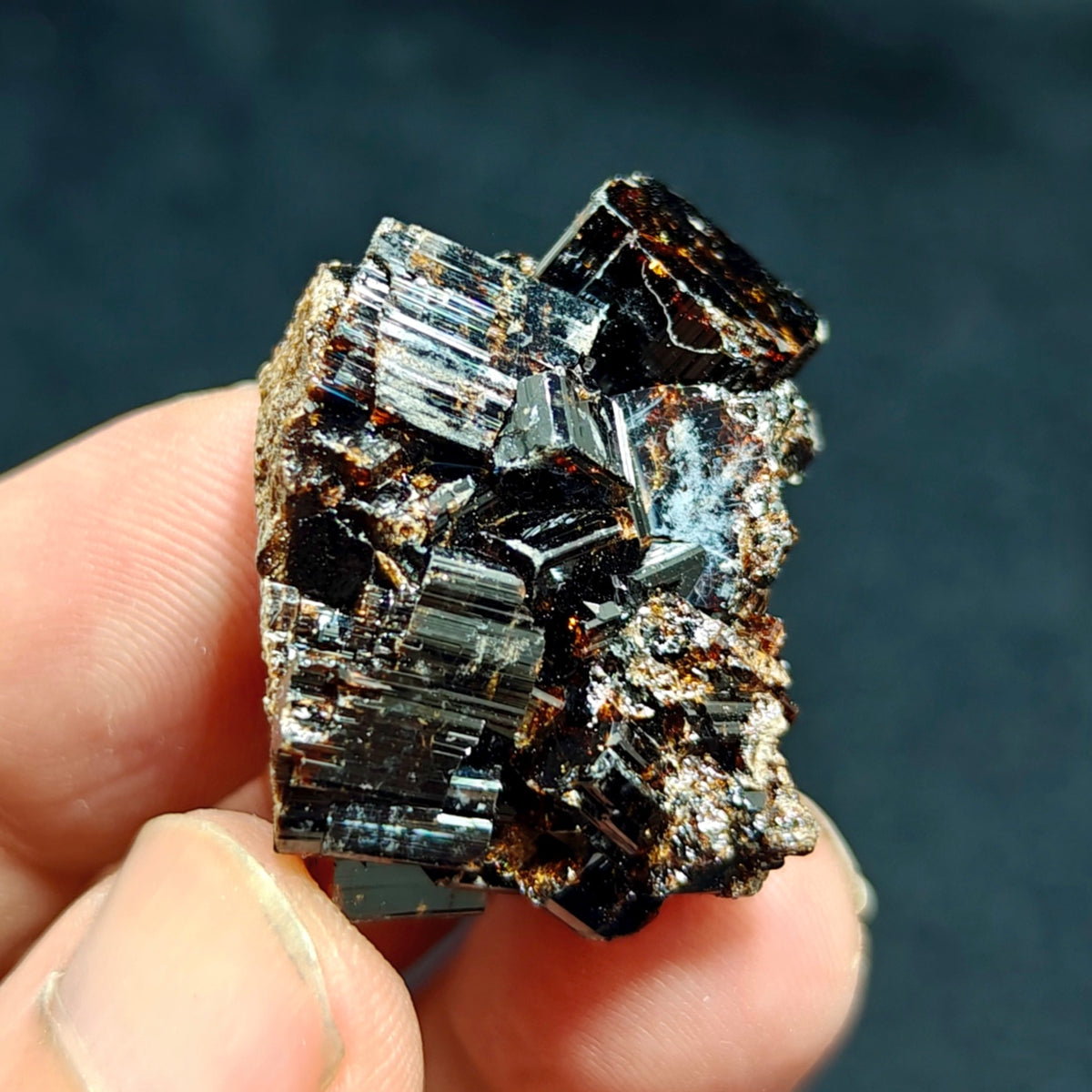 Natural lusterous crystal specimen of dark brown Vesuvianite 30g