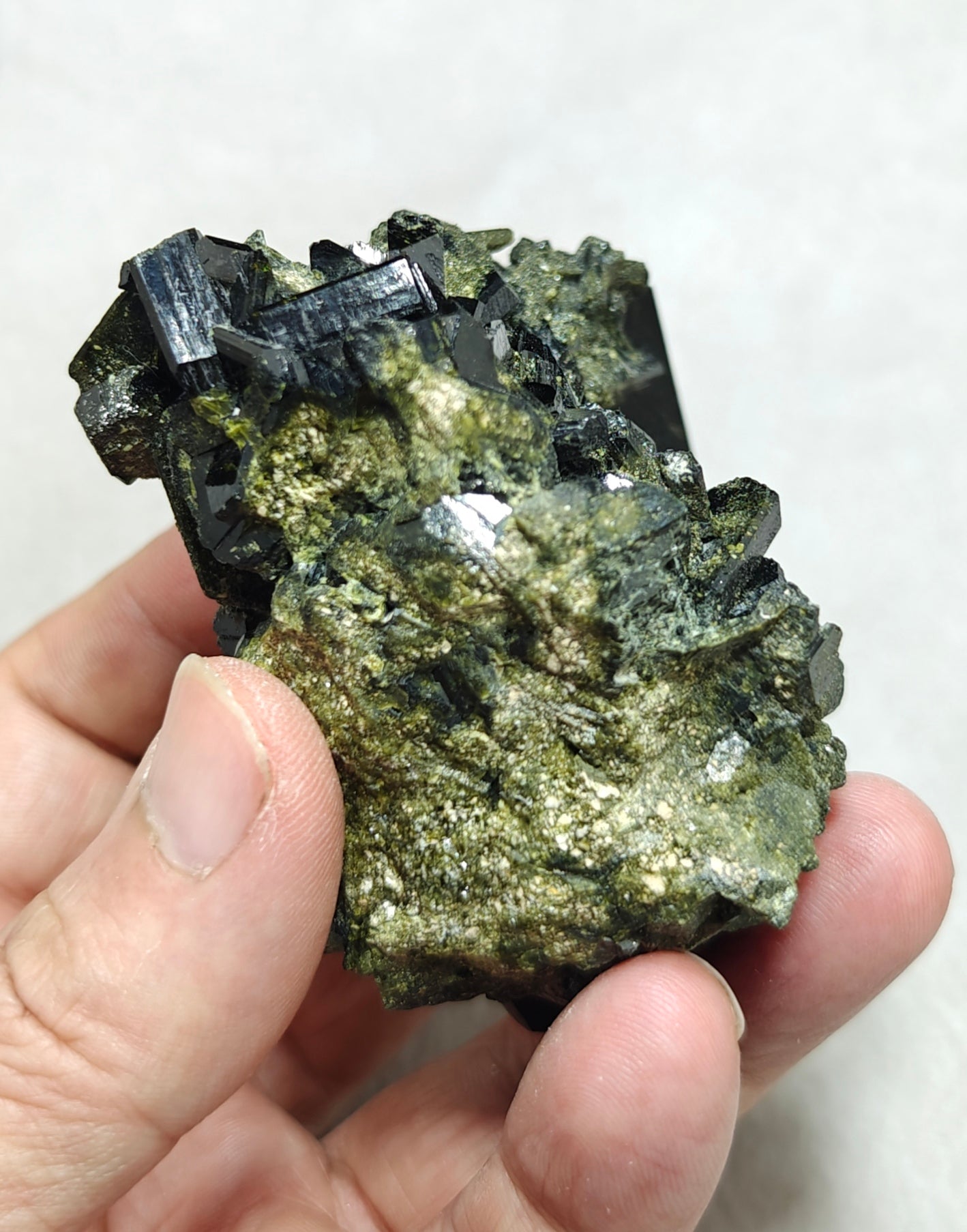Epidote cluster natural terminations 298 grams