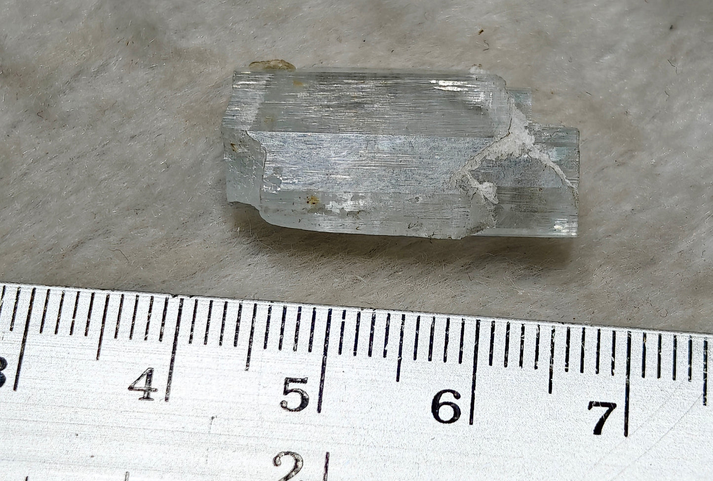 Natural aquamarine crystal twin formation 23 carats