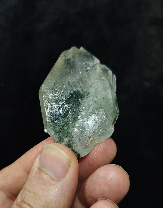Natural chlorite quartz crystal 40 grams