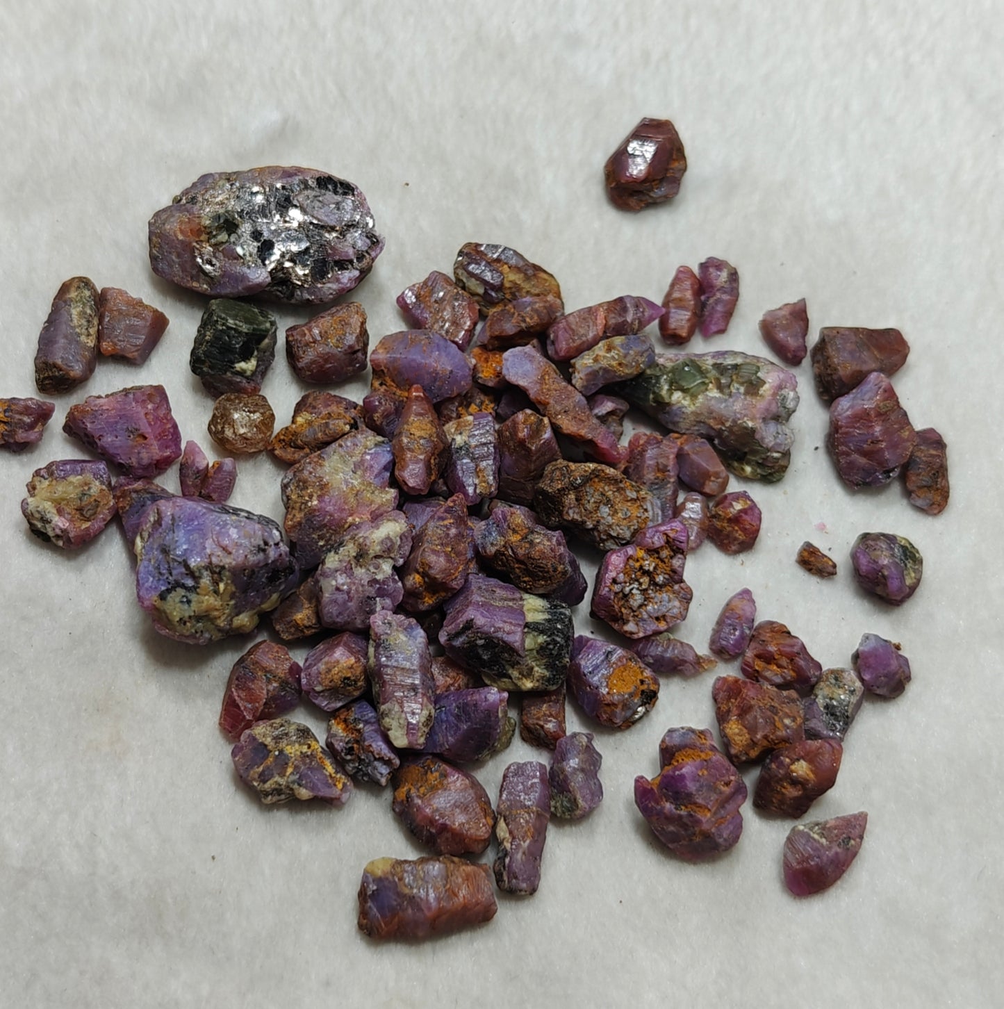 Ruby Crystals lot 170g