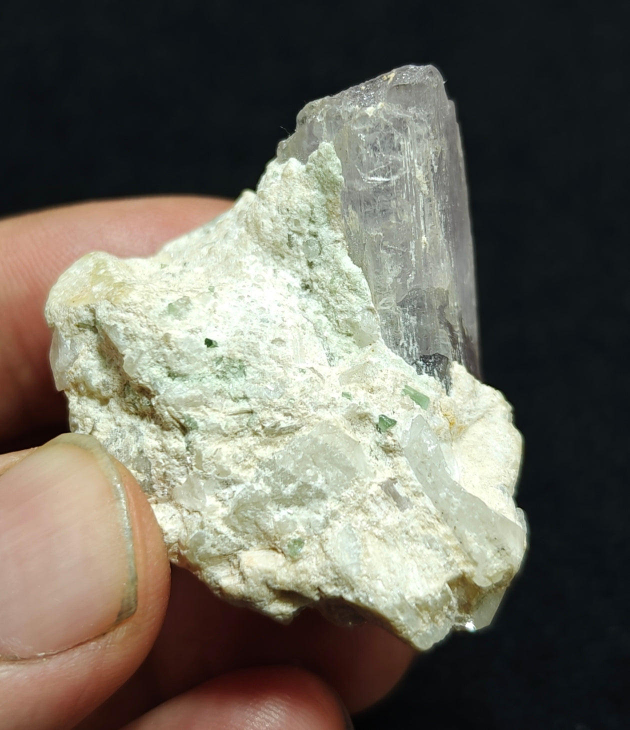 An amazing specimen of bicolor Kunzite on matrix of Albite 53 grams