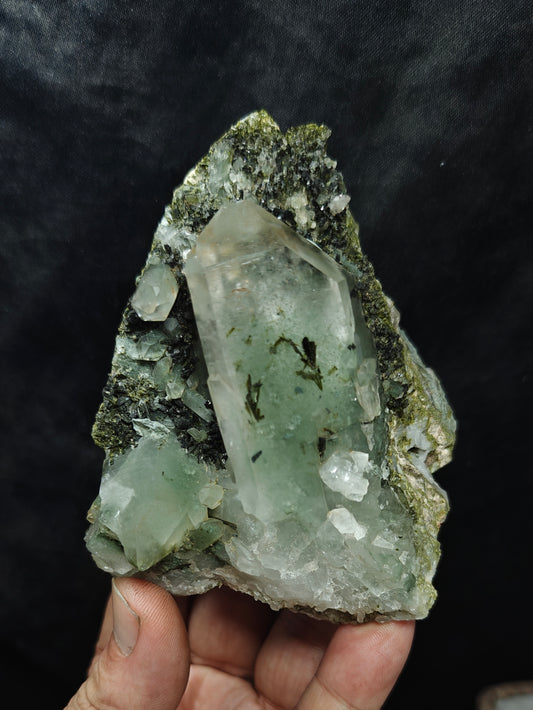 Natural quartz Epidote cluster 448 grams