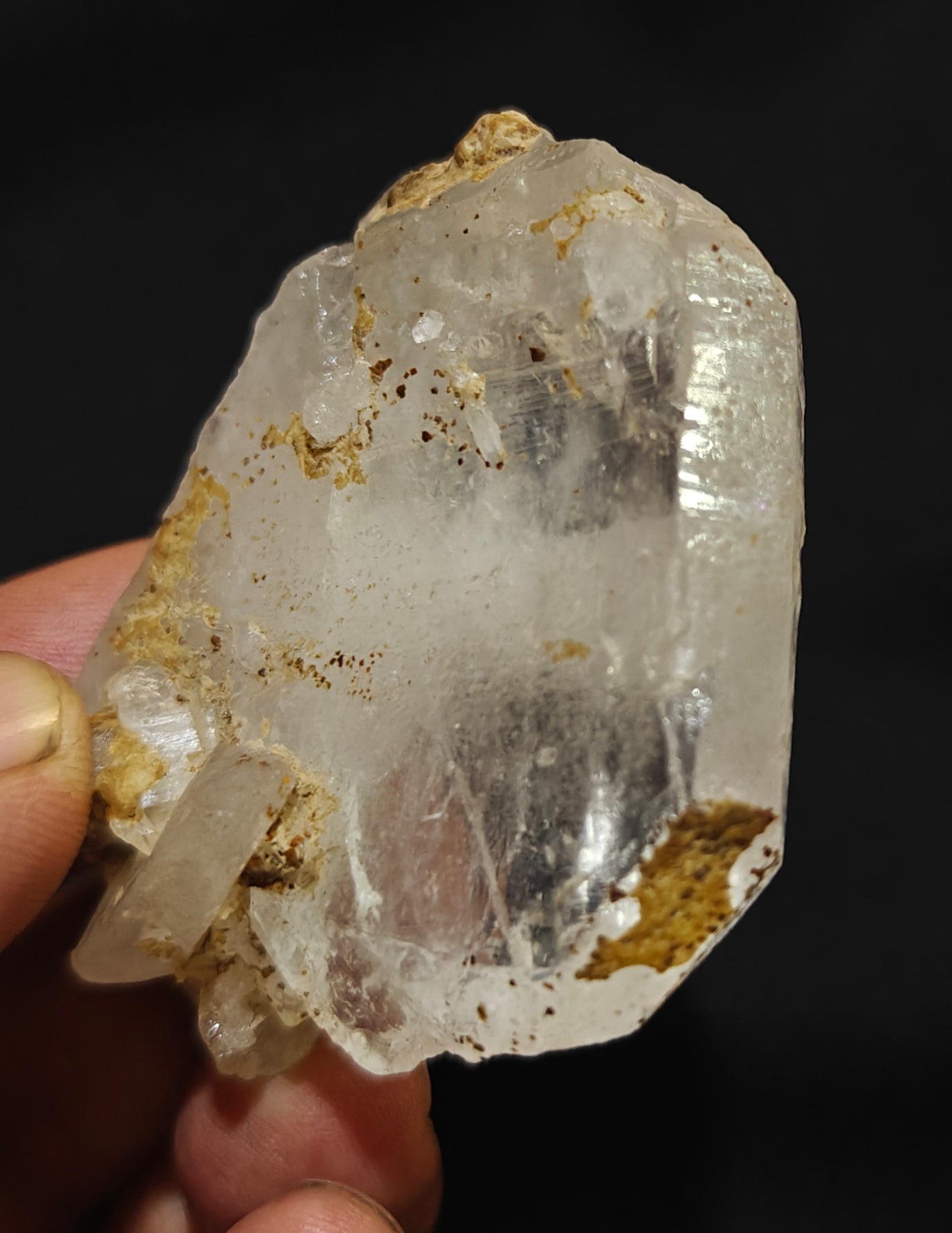 Natural faden quartz crystal 5.5x5x1.5cm