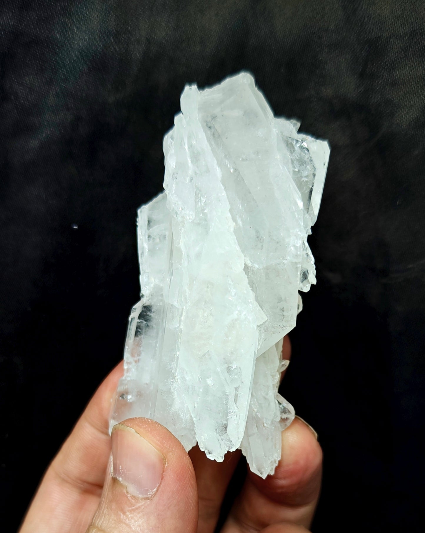 Single beautiful terminated Faden Quartz crystals cluster 114 grams