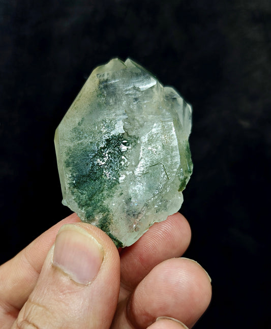 Natural chlorite quartz crystal 40 grams