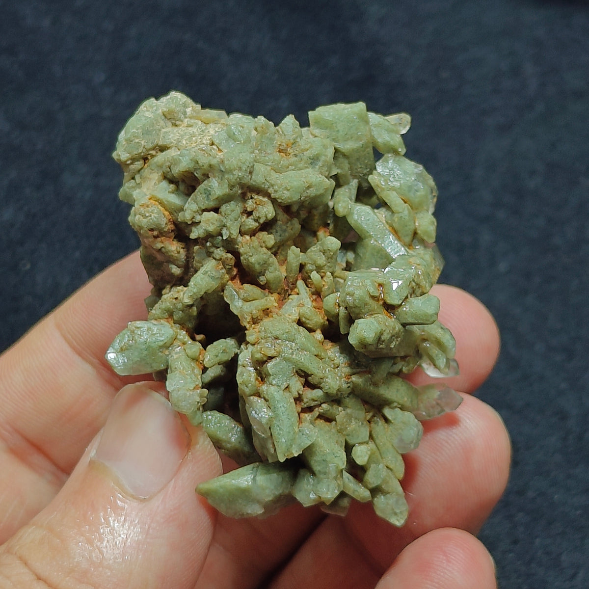 Chlorite Quartz crystal 63 grams