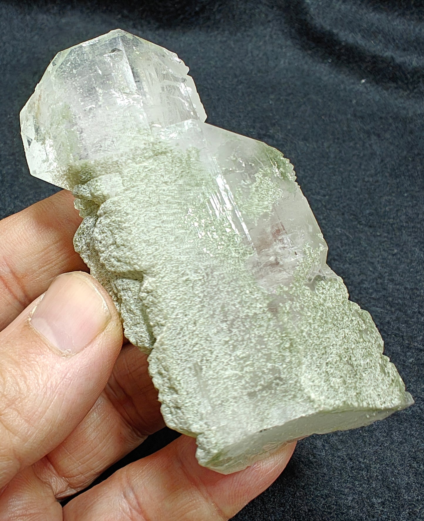 Faden/Chlorite Quartz Crystal 127 grams