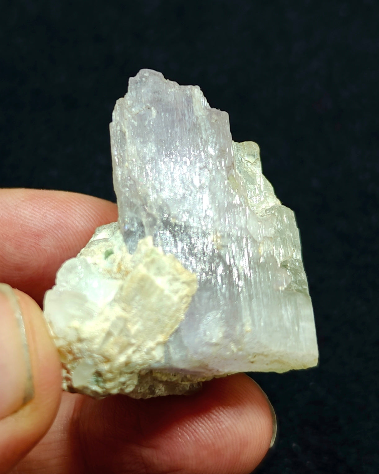An amazing specimen of bicolor Kunzite on matrix of Albite 53 grams