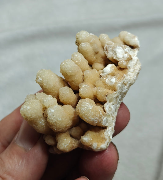 aragonite flower shape natural terminated crystals 61 grams