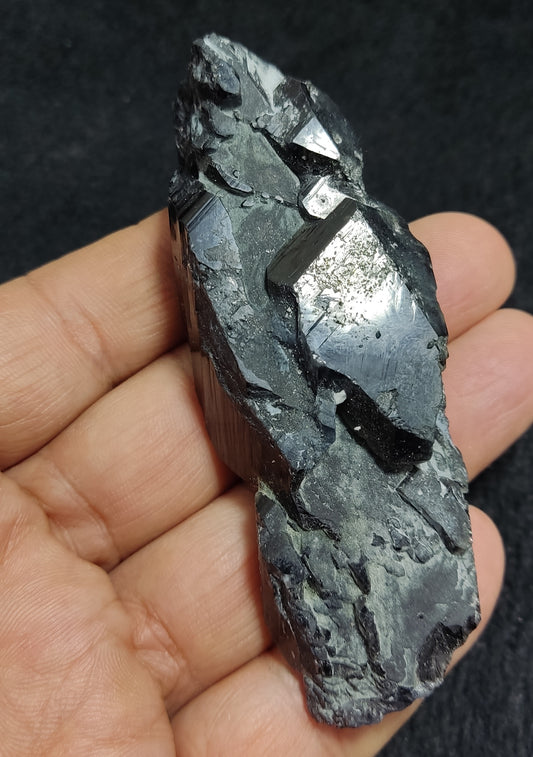 Black quartz crystal 75 grams