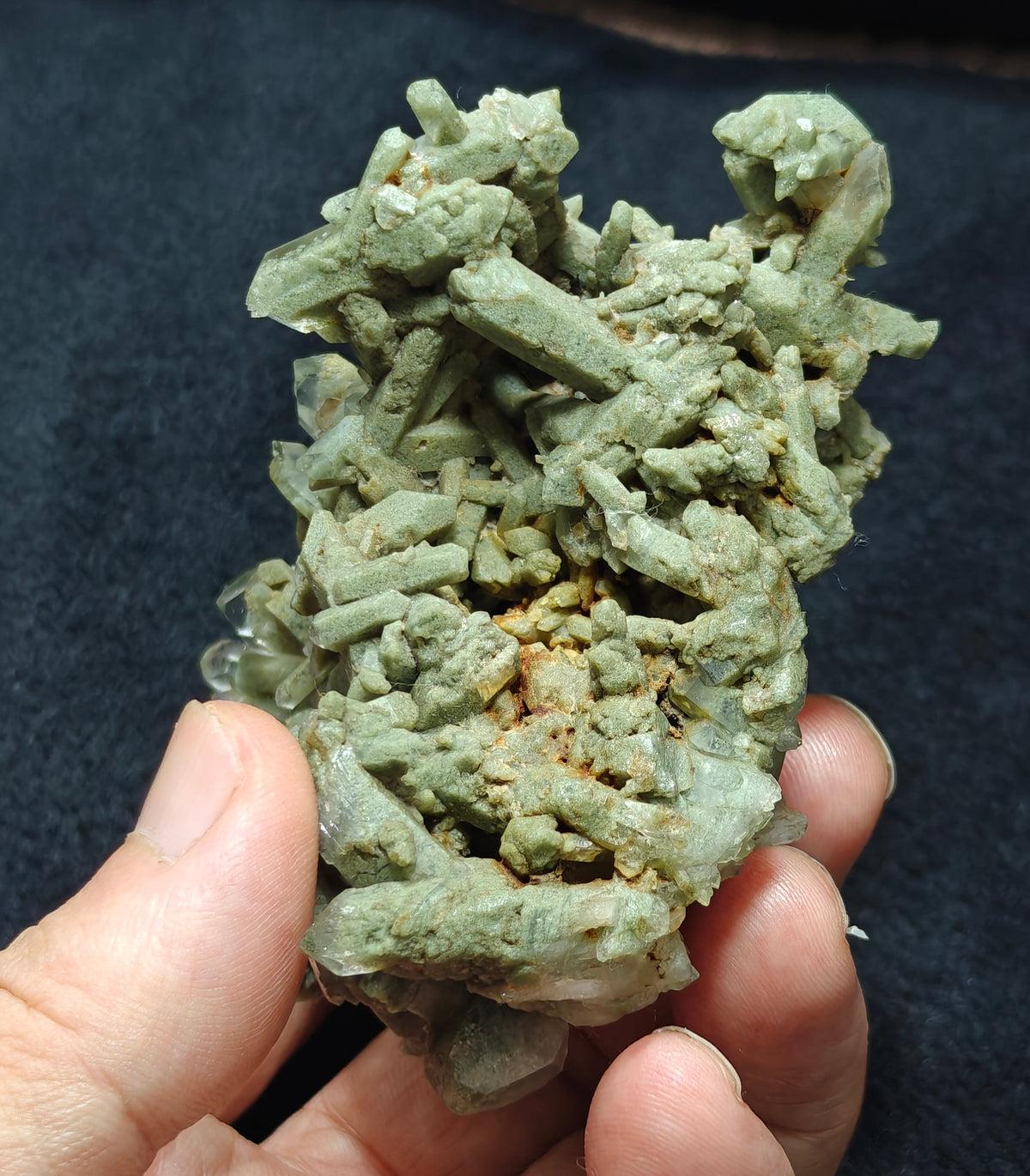 Terminated Chlorite Quartz crystals cluster 194 grams
