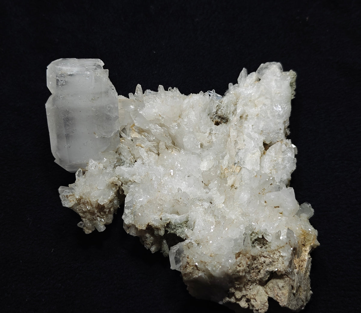 Natural Faden Quartz Crystal specimen 588 grams