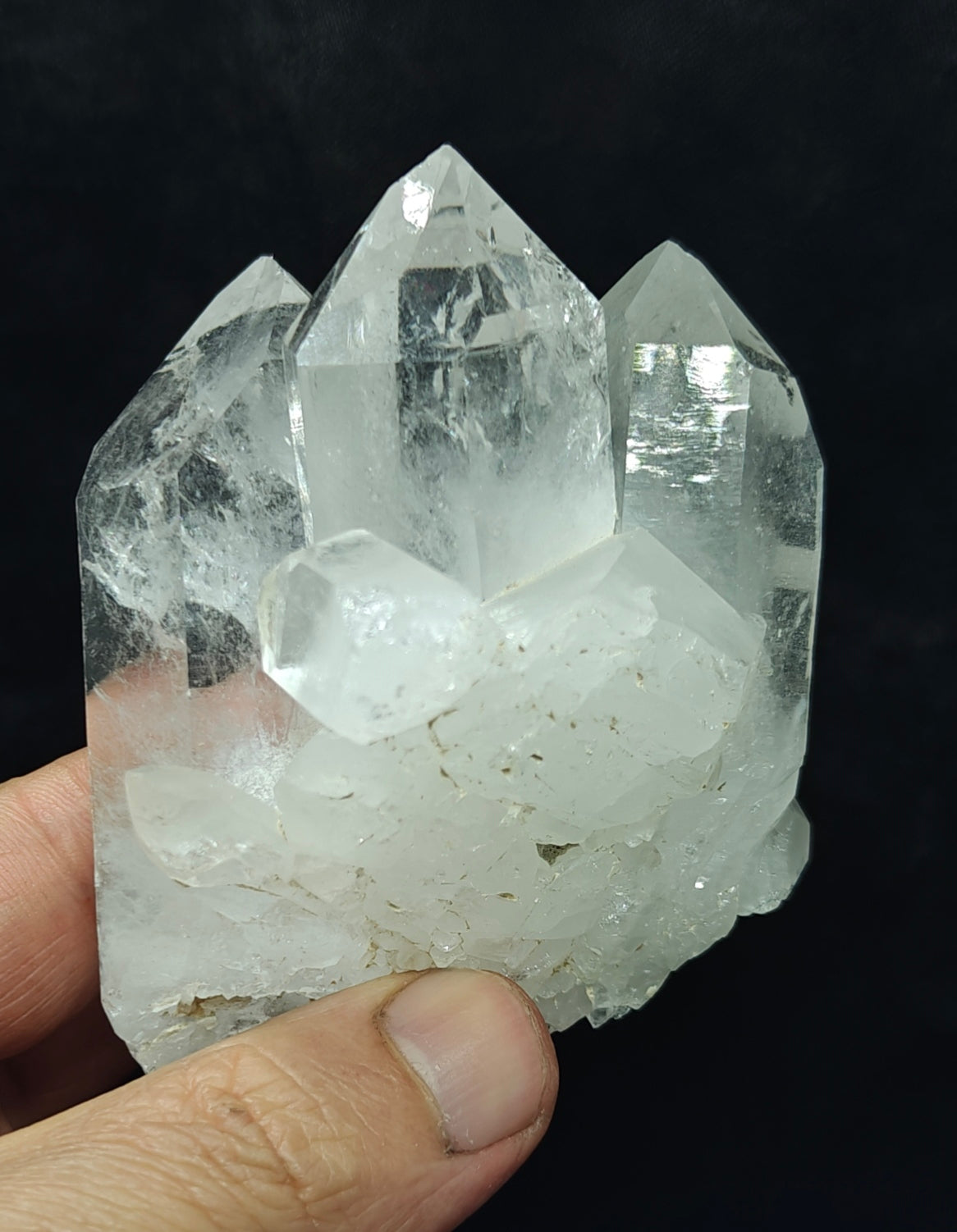 Natural clear Terminated Quartz Crystals cluster 250 grams