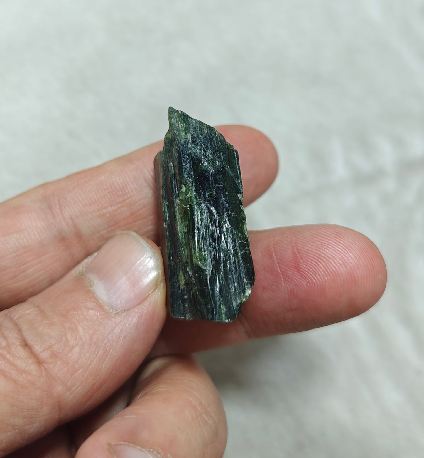 Natural diopside crystal 18 gram