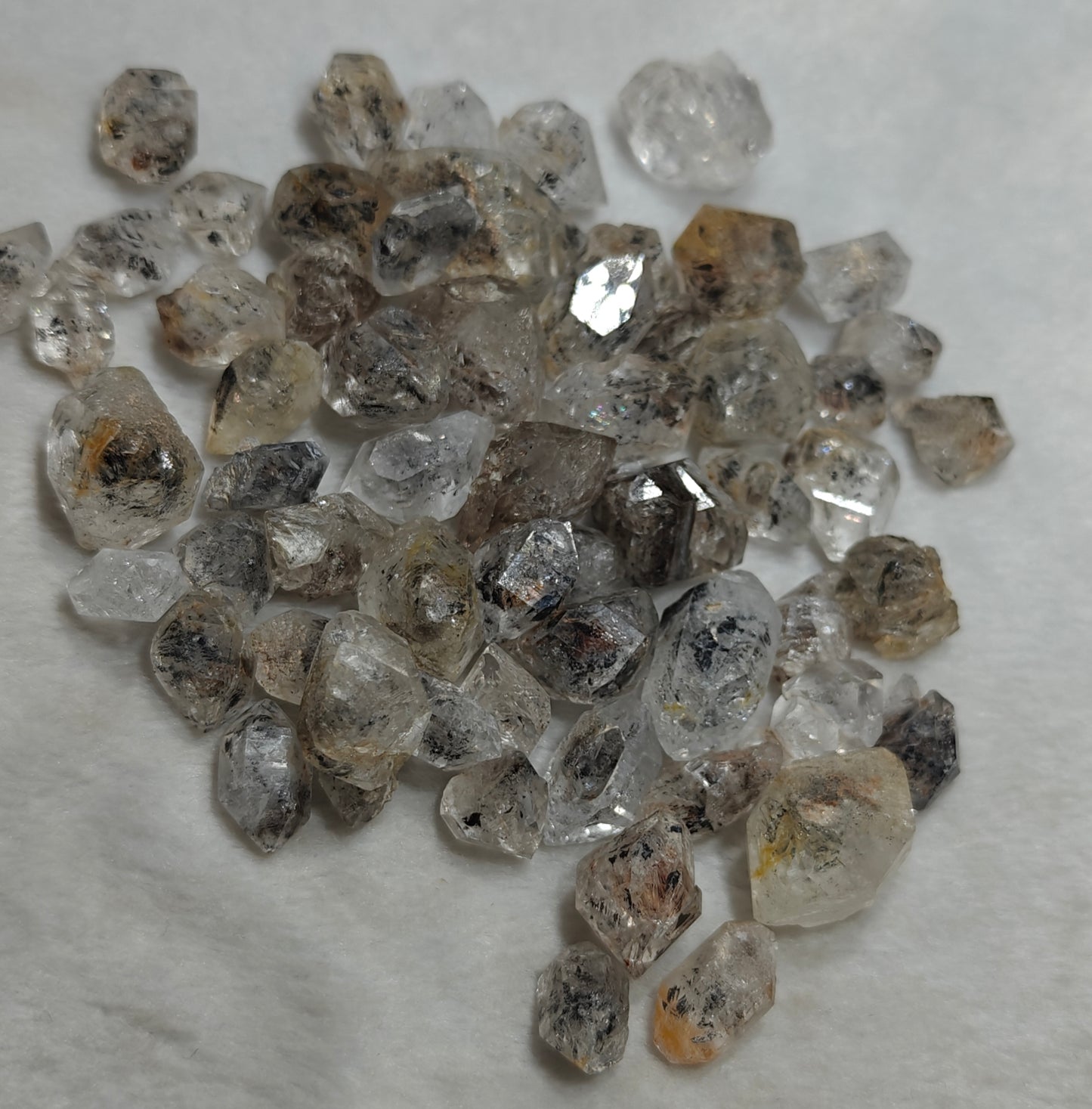 220 grams diamond quartz crystals some with carbon inclusions