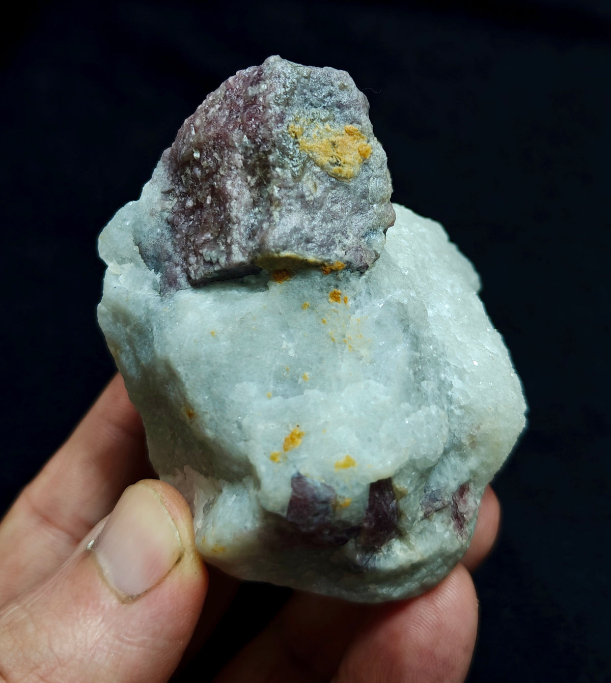 Natural fluorescent spinel specimen 294 grams