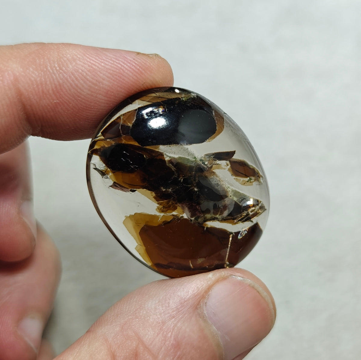 Mica included Quartz cabochon 88 carats