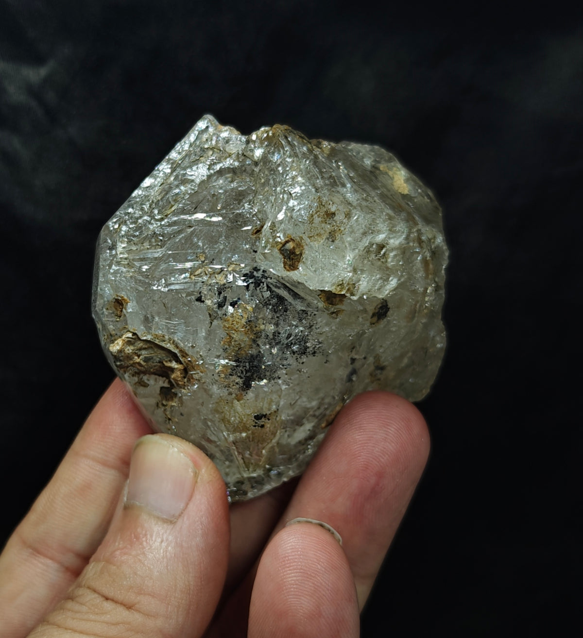 Natural Fenster Quartz Crystal with little clay inclusions 160 grams