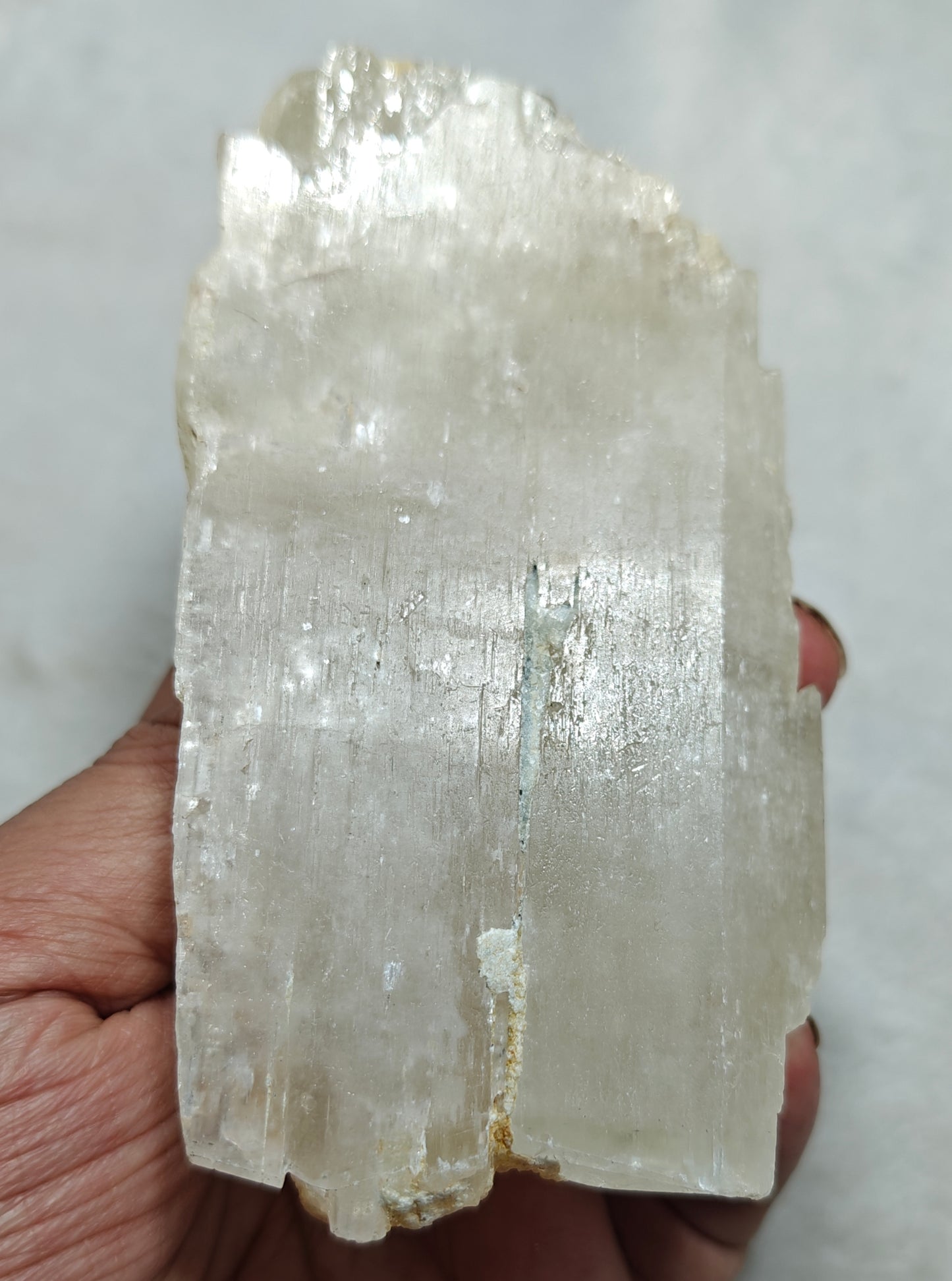 Natural spodumene crystal 548 grams