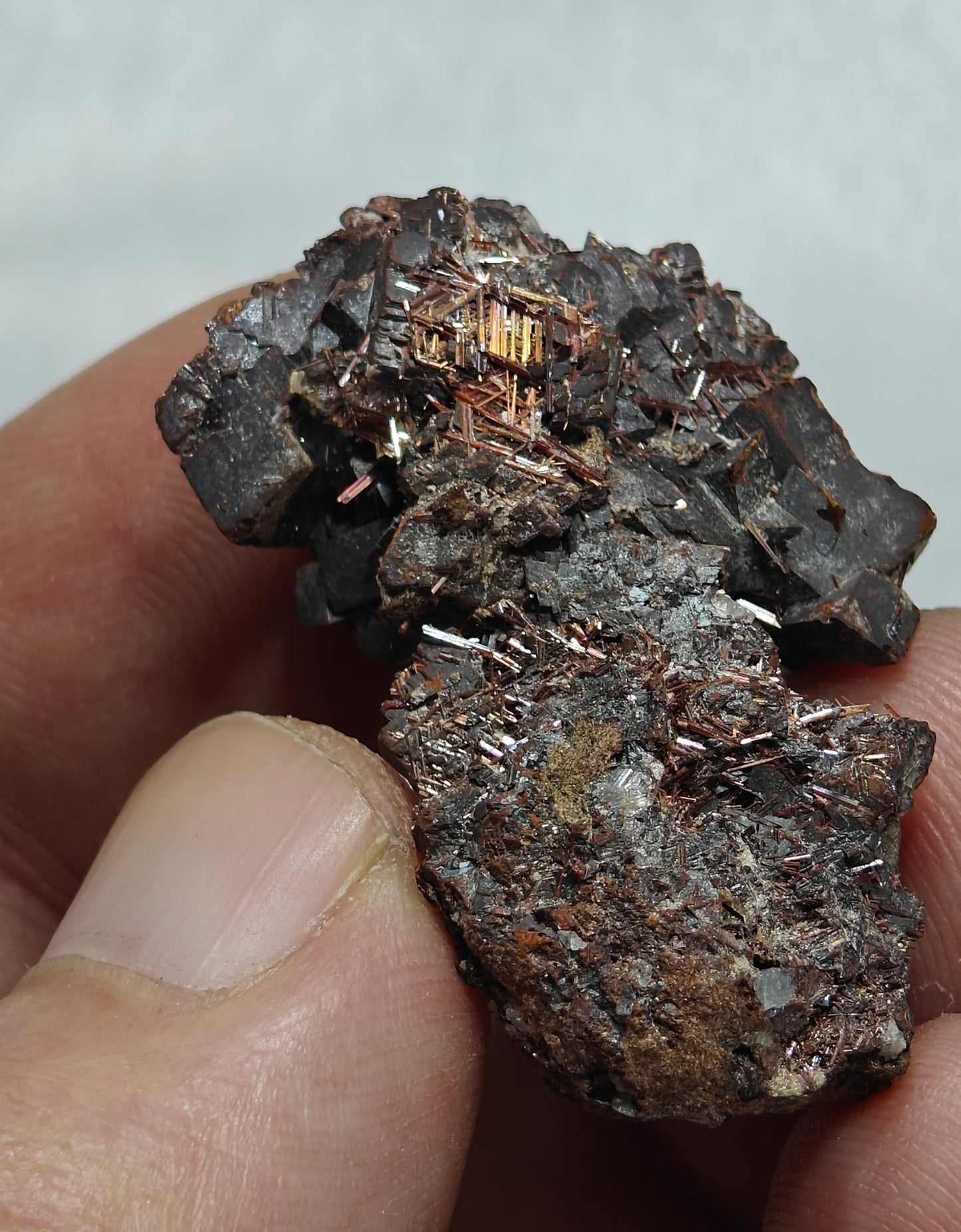 Natural siderite cluster with rutiles small size 11 grams