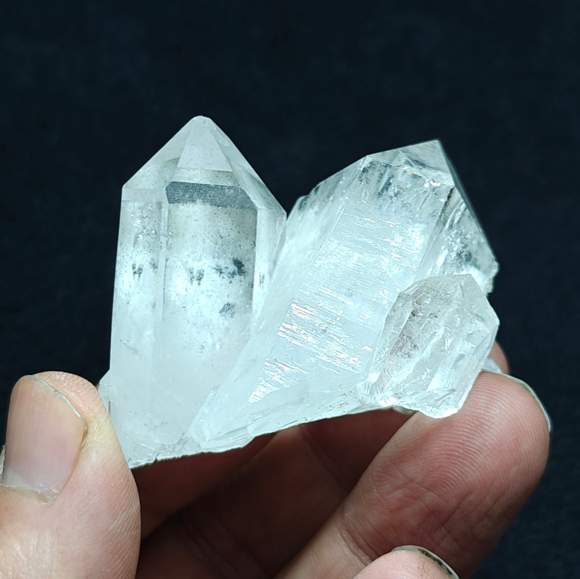 Twin terminated Quartz Crystals interconnected 76 grams