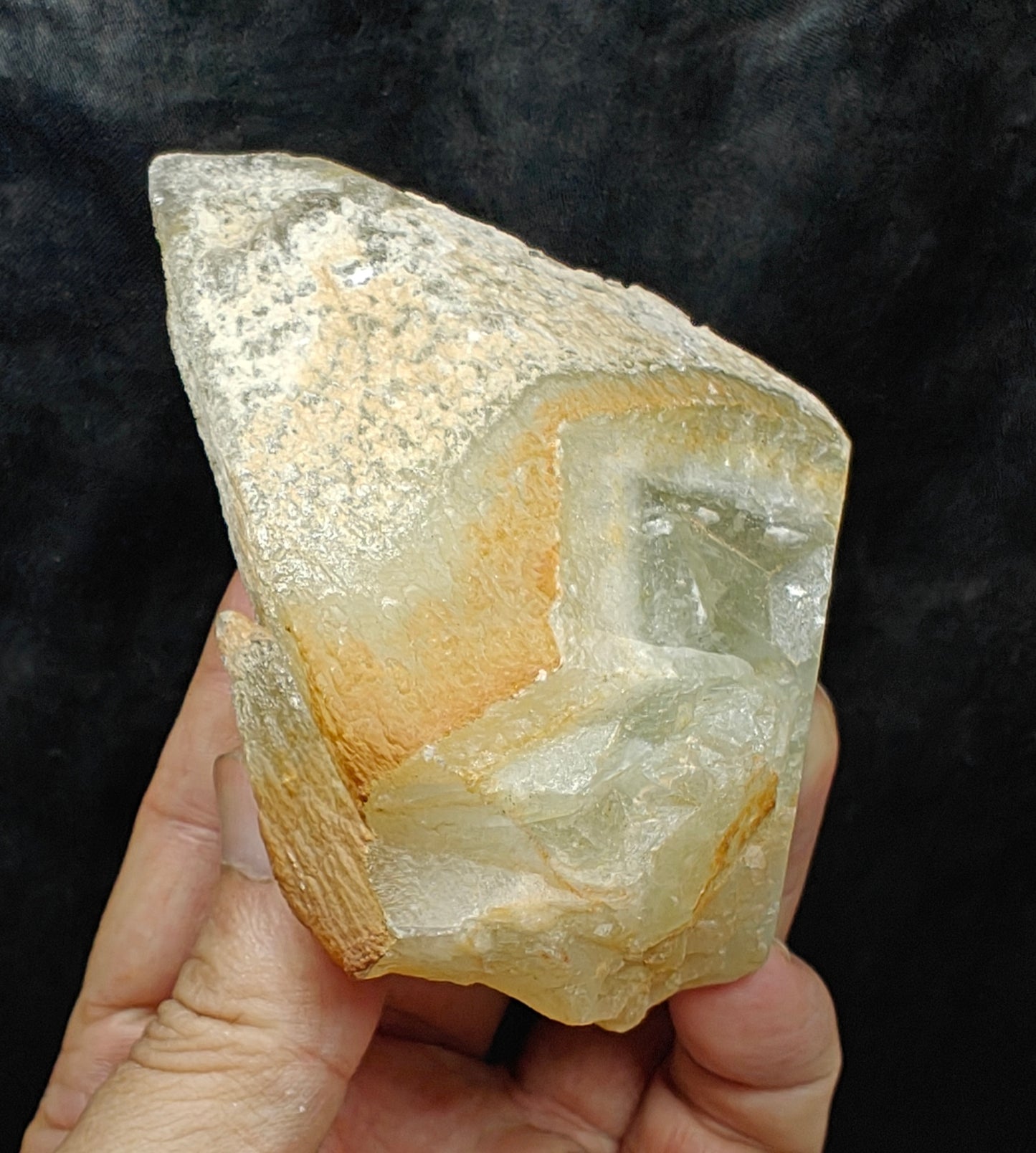 Single beautiful well terminated Dogteeth Calcite Crystal 406 grams