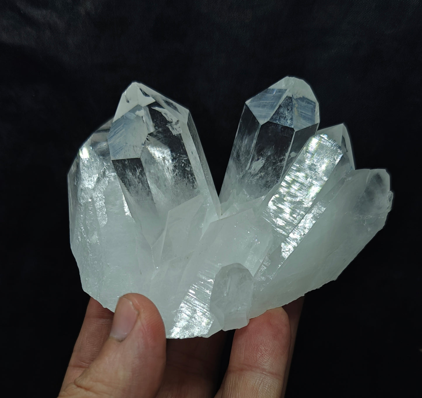 Natural Specimen of Terminated clear Quartz cluster 383 grams