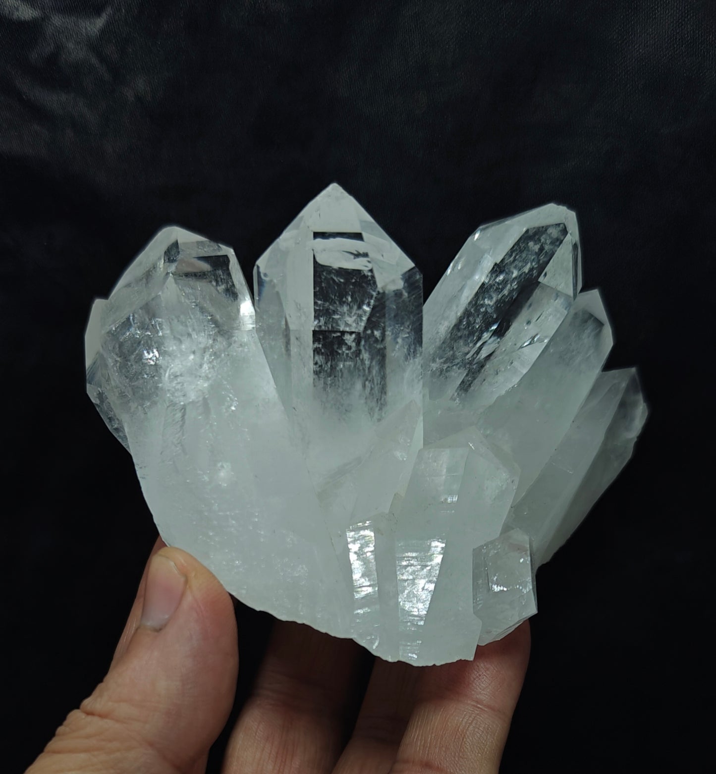 Natural Specimen of Terminated clear Quartz cluster 383 grams