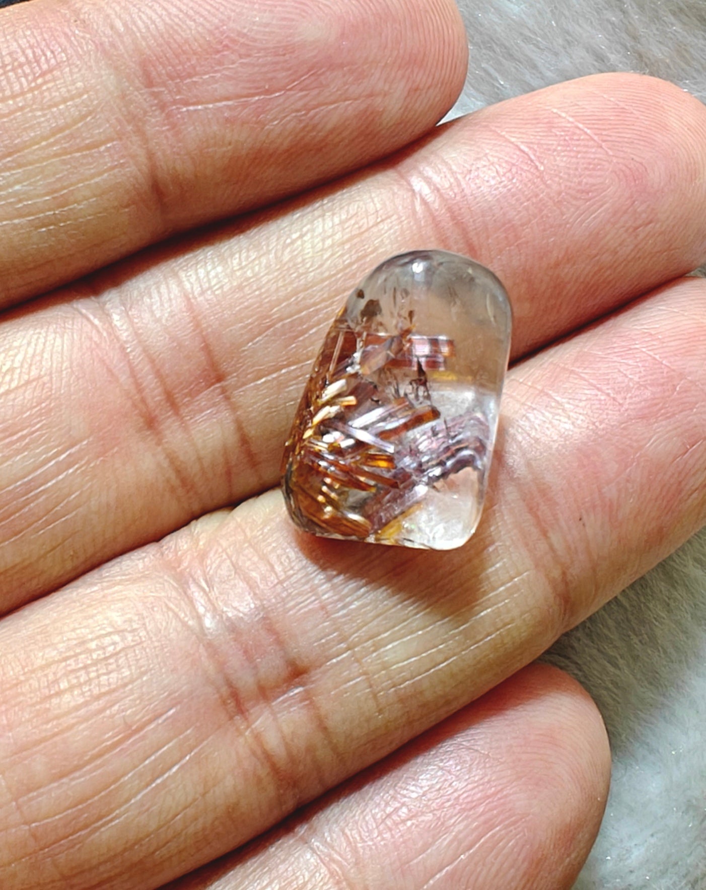 Rutiles included polished quartz 4 grams