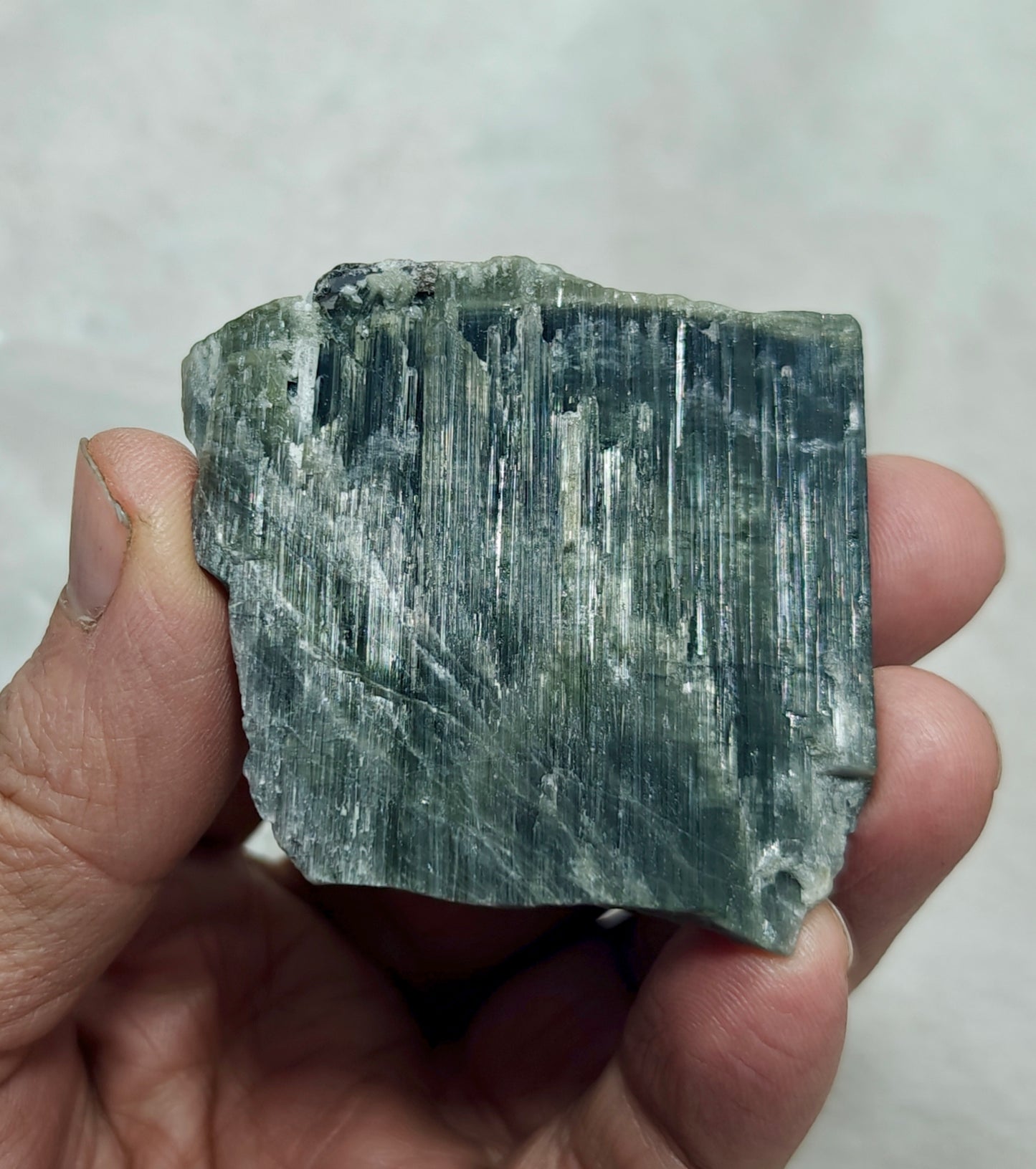 Dark green Tourmalines crystal 80 grams