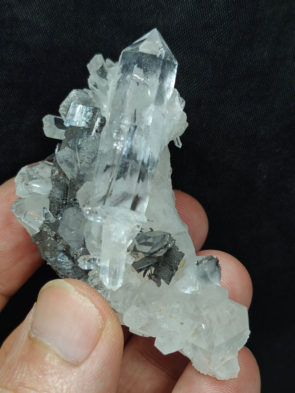 Natural brookite quartz cluster 62 grams