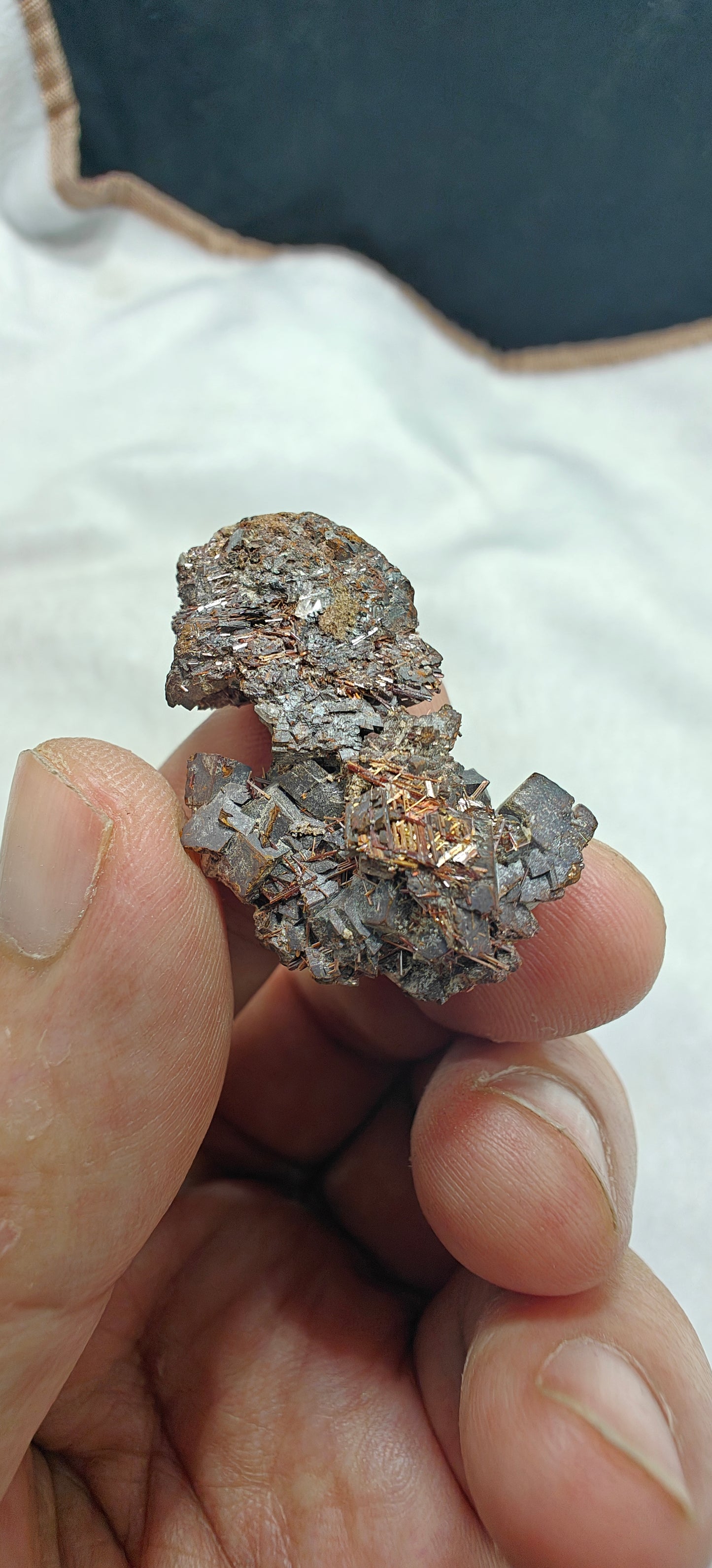 Natural siderite cluster with rutiles small size 11 grams