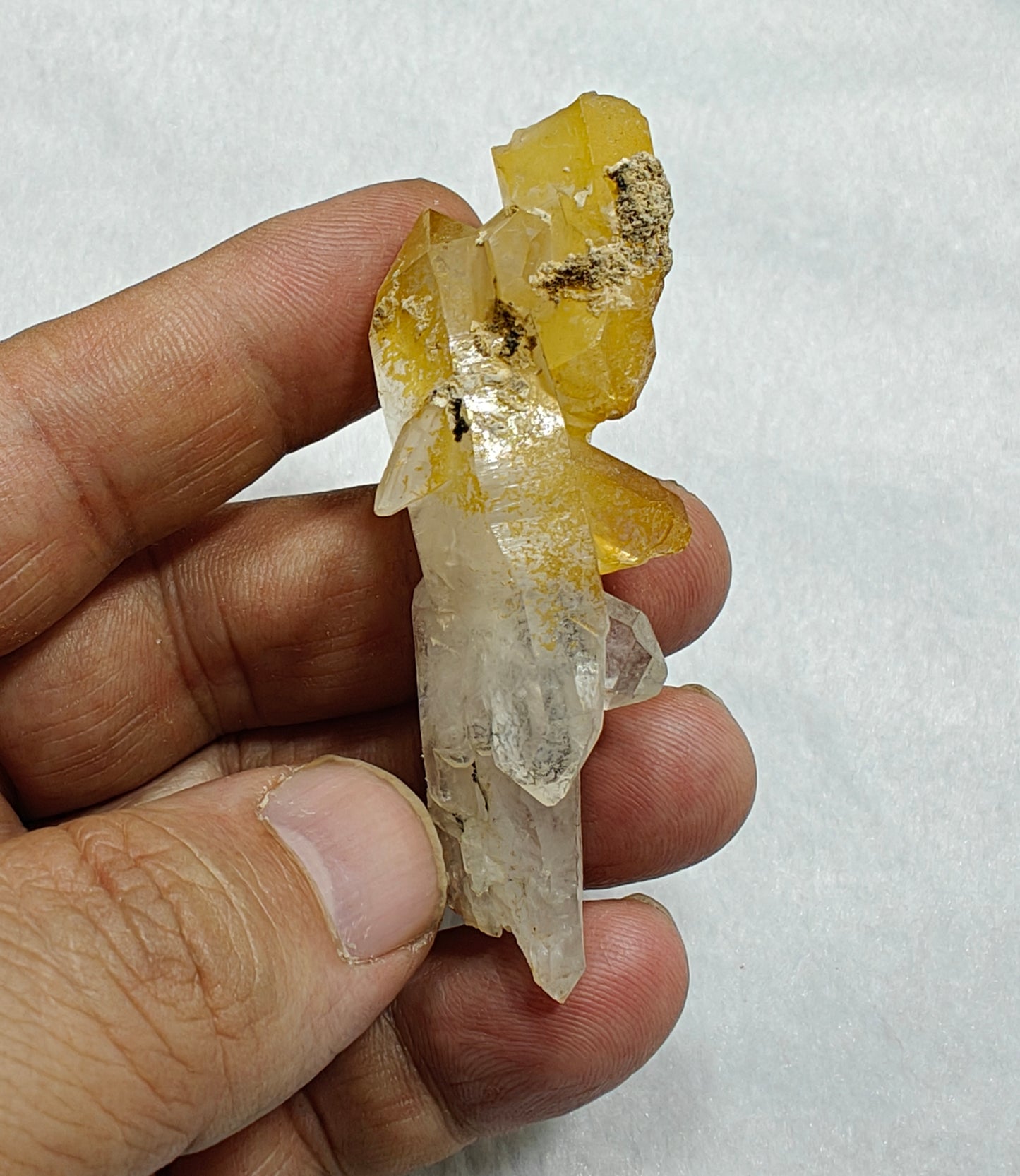 Natural iron included yellow faden quartz 29 grams