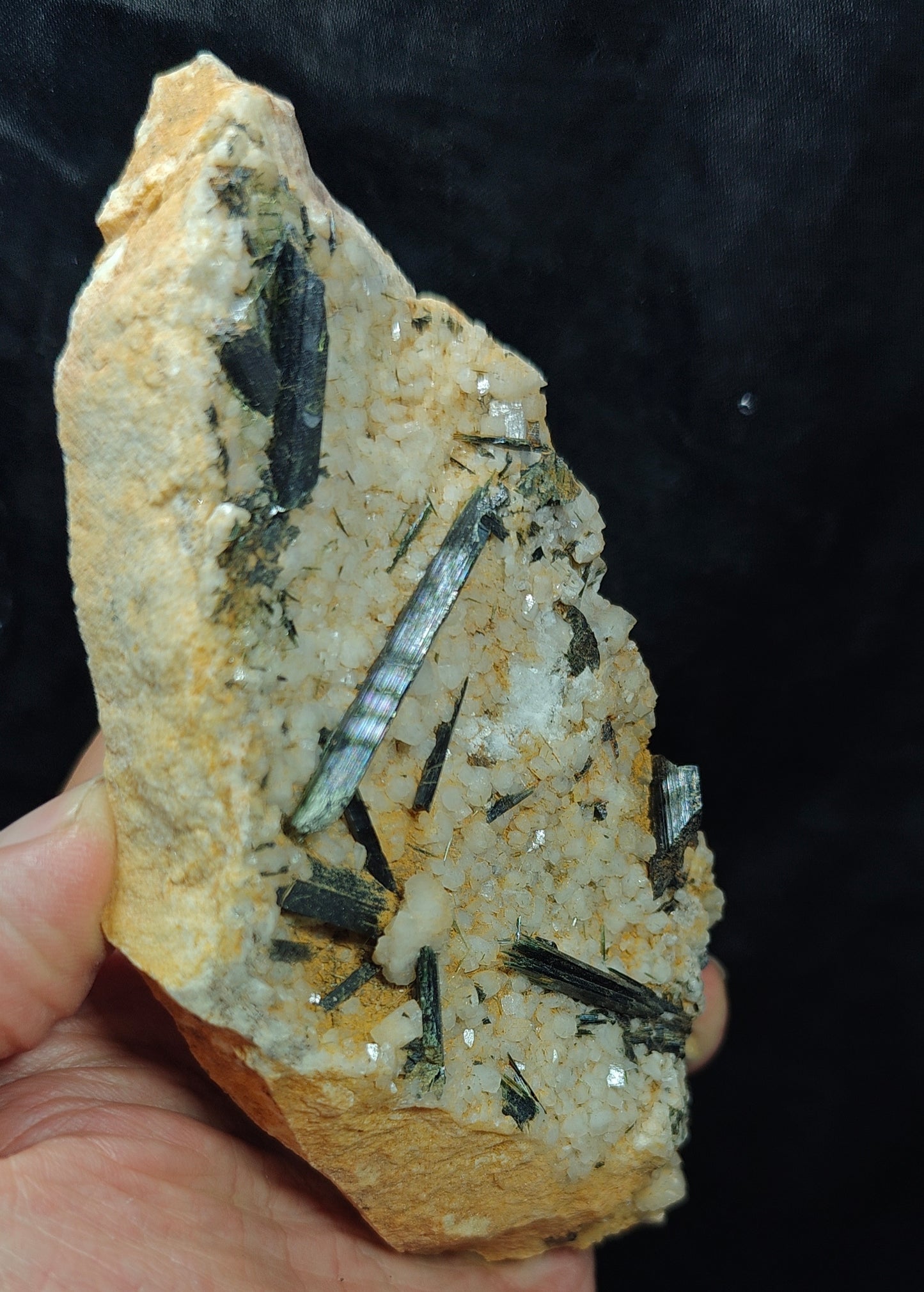 Natural aegirine crystals on matrix specimen 284 grams