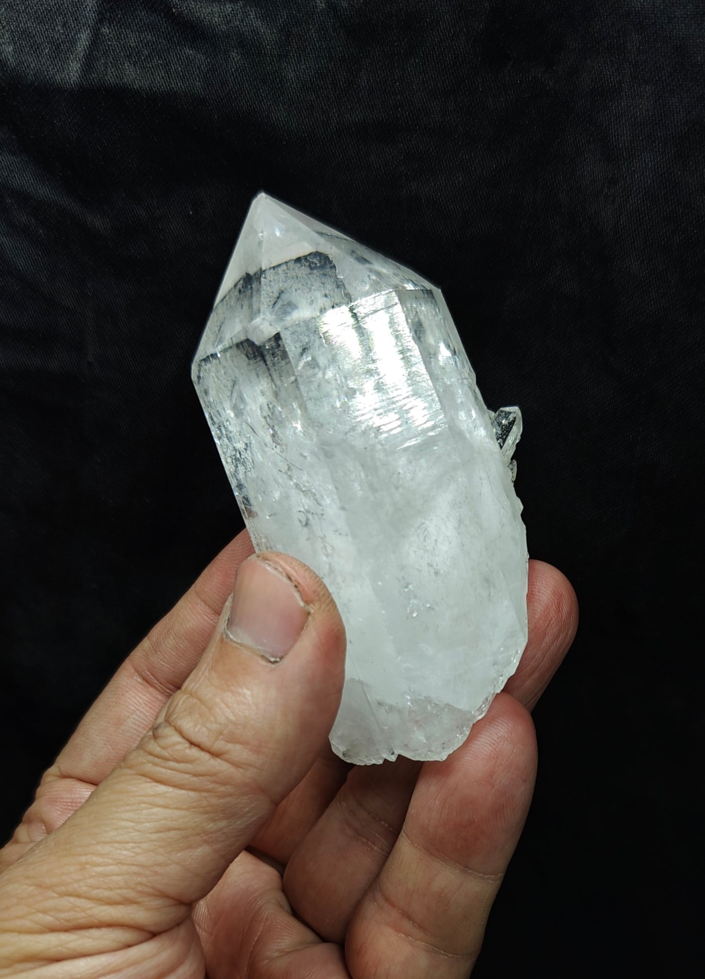Quartz Crystal with beautiful terminations 154 grams