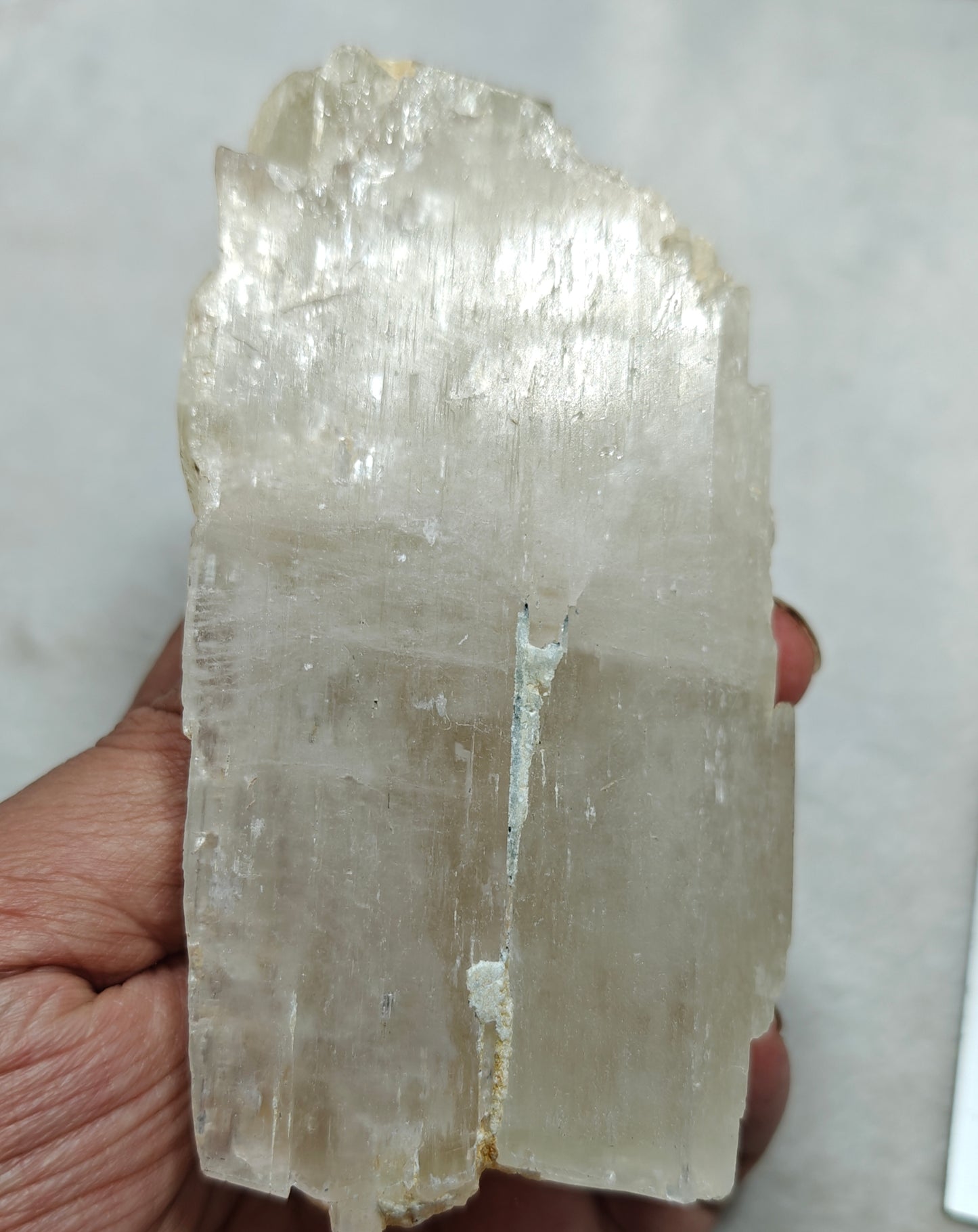 Natural spodumene crystal 548 grams