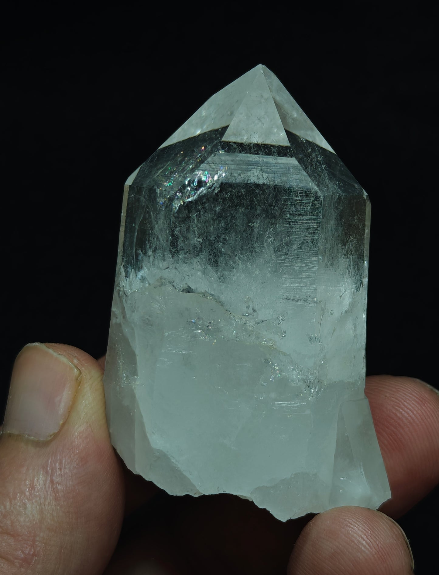 An amazing Terminated clear Quartz Crystal 72 grams