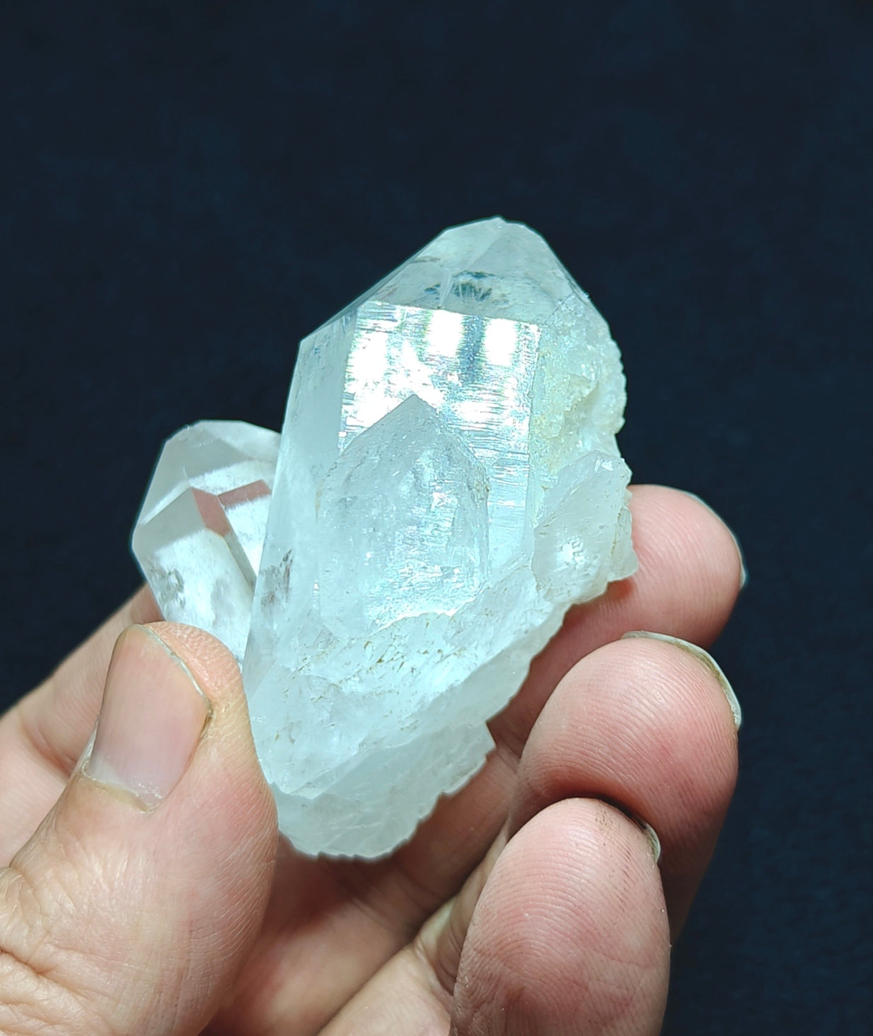Twin terminated Quartz Crystals interconnected 76 grams